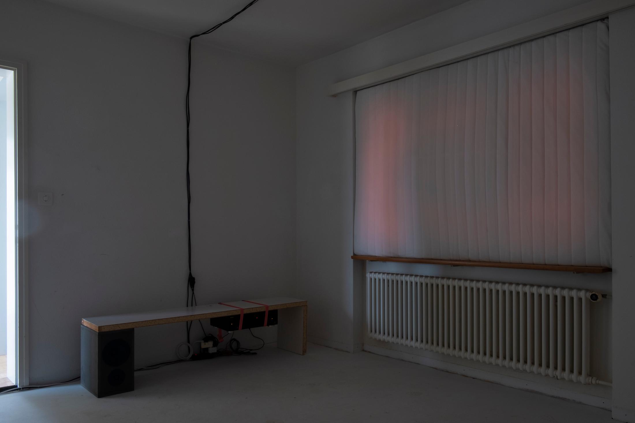 Group Show «On the Brink of Forever; view on Amadeus Vogelsang, Der kommt noch, 2021 and recto verso, 2021» at Im Grafenhag, Winterthur, 2021 / Photo: Hannes Truninger / Courtesy: the artist and Im Grafenhag