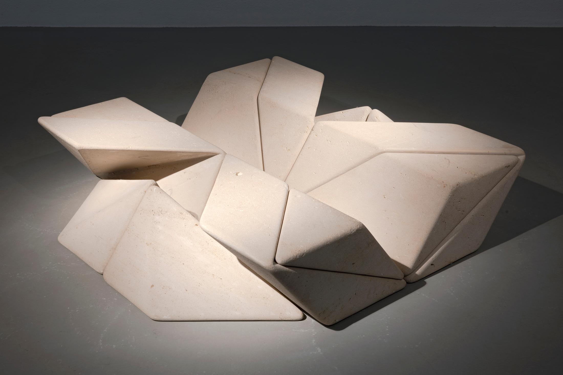 Exhibition View Owsky Kobalt Solo Show «Beseelte Steine» at Galerie Müller, Basel, 2022 / Photo: Gina Folly / Courtesy: the artist and Galerie Müller