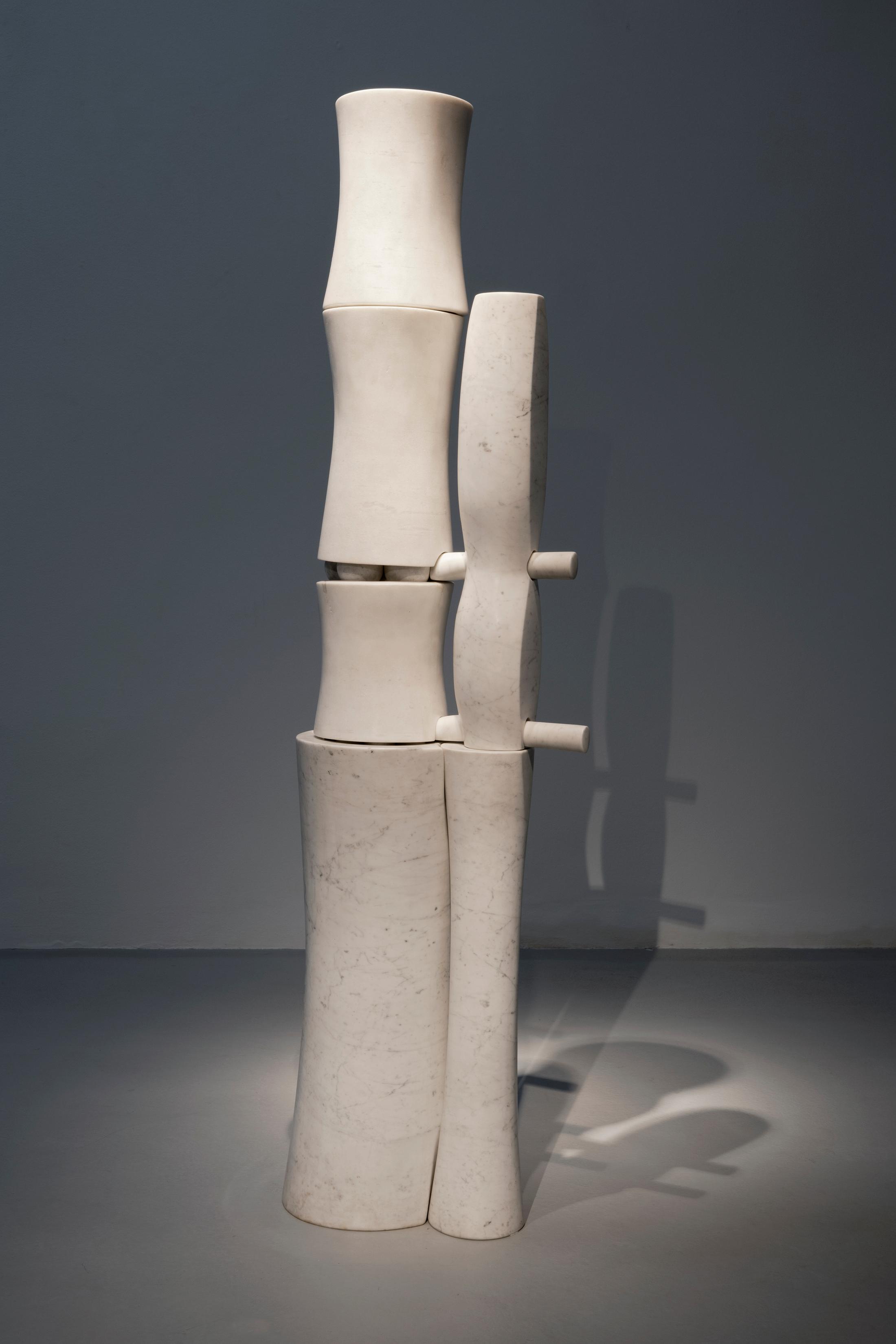 Exhibition View Owsky Kobalt Solo Show «Beseelte Steine» at Galerie Müller, Basel, 2022 / Photo: Gina Folly / Courtesy: the artist and Galerie Müller