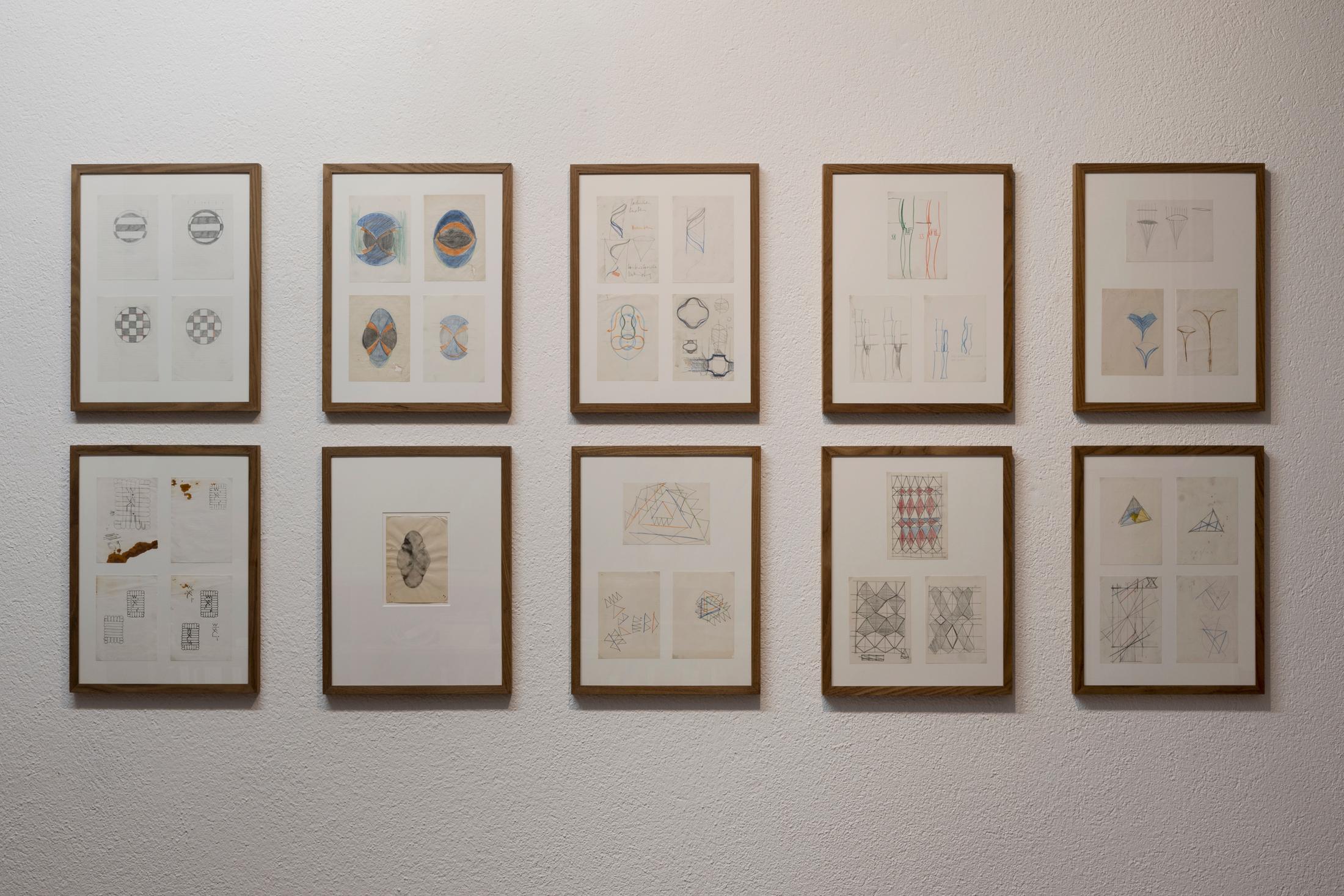 Exhibition View Owsky Kobalt Solo Show «Beseelte Steine» at Galerie Müller, Basel, 2022 / Photo: Gina Folly / Courtesy: the artist and Galerie Müller