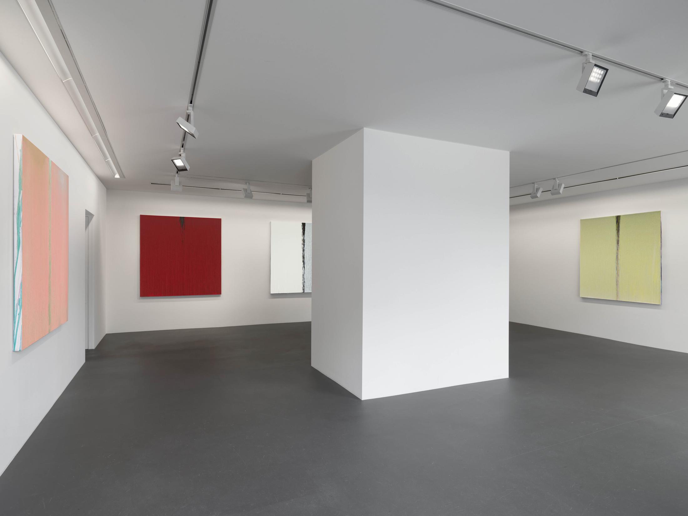 Exhibition View Pat Steir Soloshow «Paintings» at Vito Schnabel Gallery, St. Moritz, 2019 / © Pat Steir / Photo: Stefan Altenburger / Courtesy: the artist and Vito Schnabel Gallery