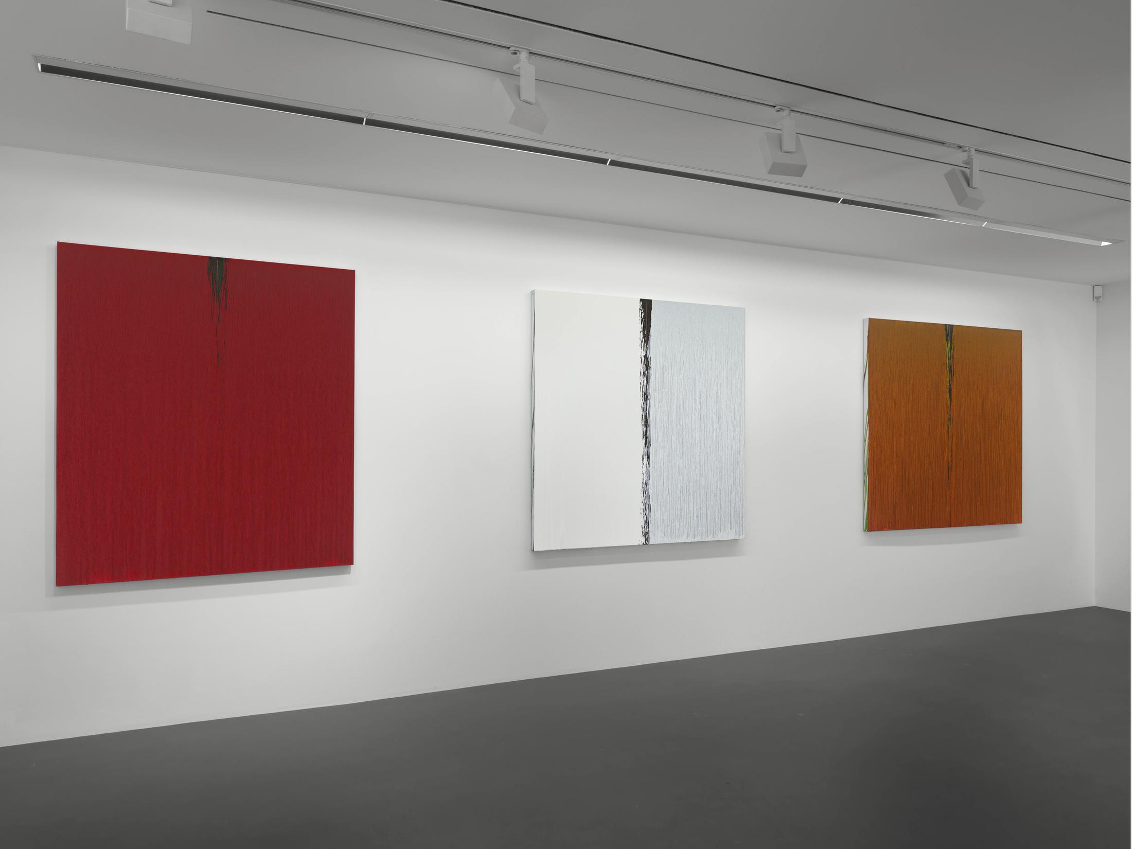 Exhibition View Pat Steir Soloshow «Paintings» at Vito Schnabel Gallery, St. Moritz, 2019 / © Pat Steir / Photo: Stefan Altenburger / Courtesy: the artist and Vito Schnabel Gallery