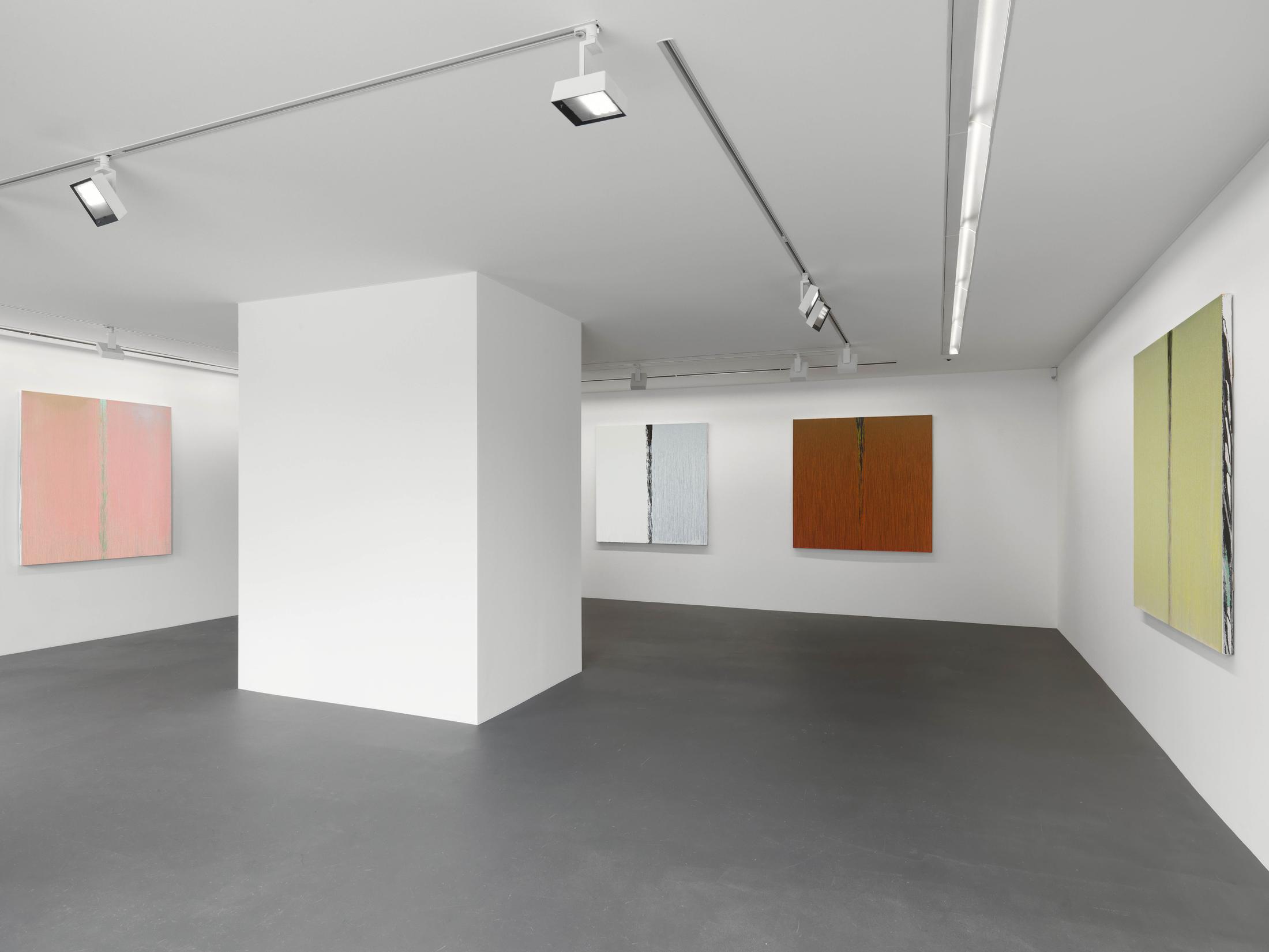 Exhibition View Pat Steir Soloshow «Paintings» at Vito Schnabel Gallery, St. Moritz, 2019 / © Pat Steir / Photo: Stefan Altenburger / Courtesy: the artist and Vito Schnabel Gallery