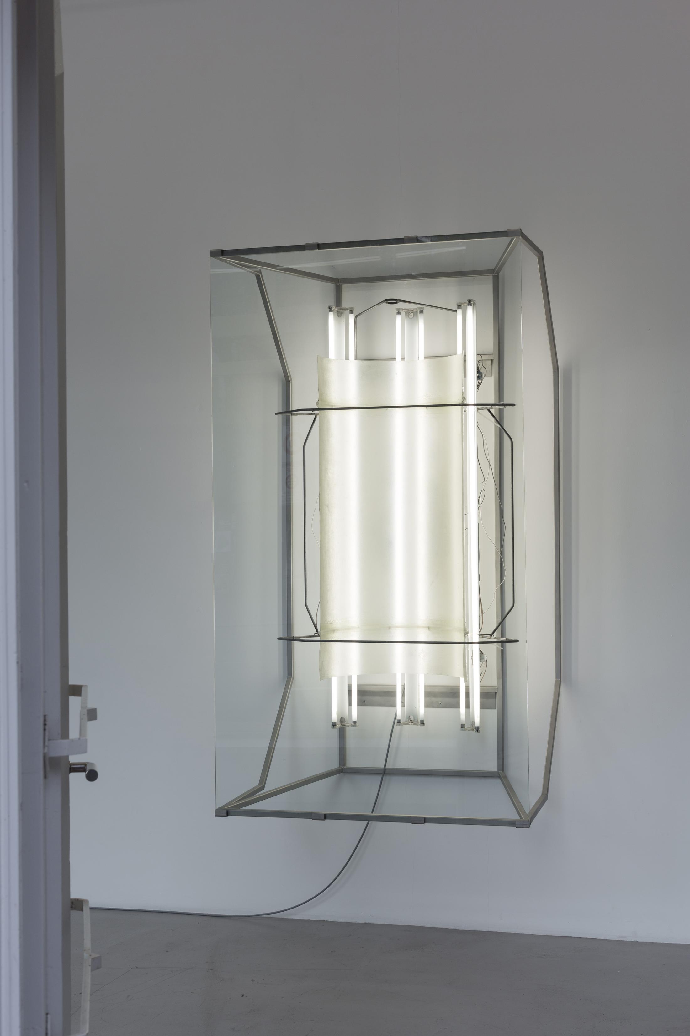 Exhibition View Partrick Hari Soloshow «diese ecke wurde als verloren aufgegeben / view on Mask (hommage to Andrea Fraser), 2018» at Bolte Lang, Zurich / Courtesy: the artist and Bolte Lang, Zurich