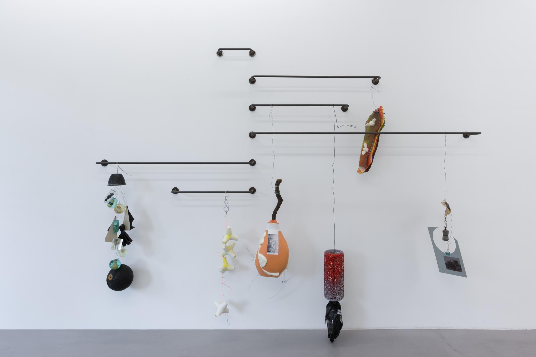 Exhibition View Partrick Hari Soloshow «diese ecke wurde als verloren aufgegeben / view on Mask (hommage to Andrea Fraser), 2018» at Bolte Lang, Zurich / Courtesy: the artist and Bolte Lang, Zurich