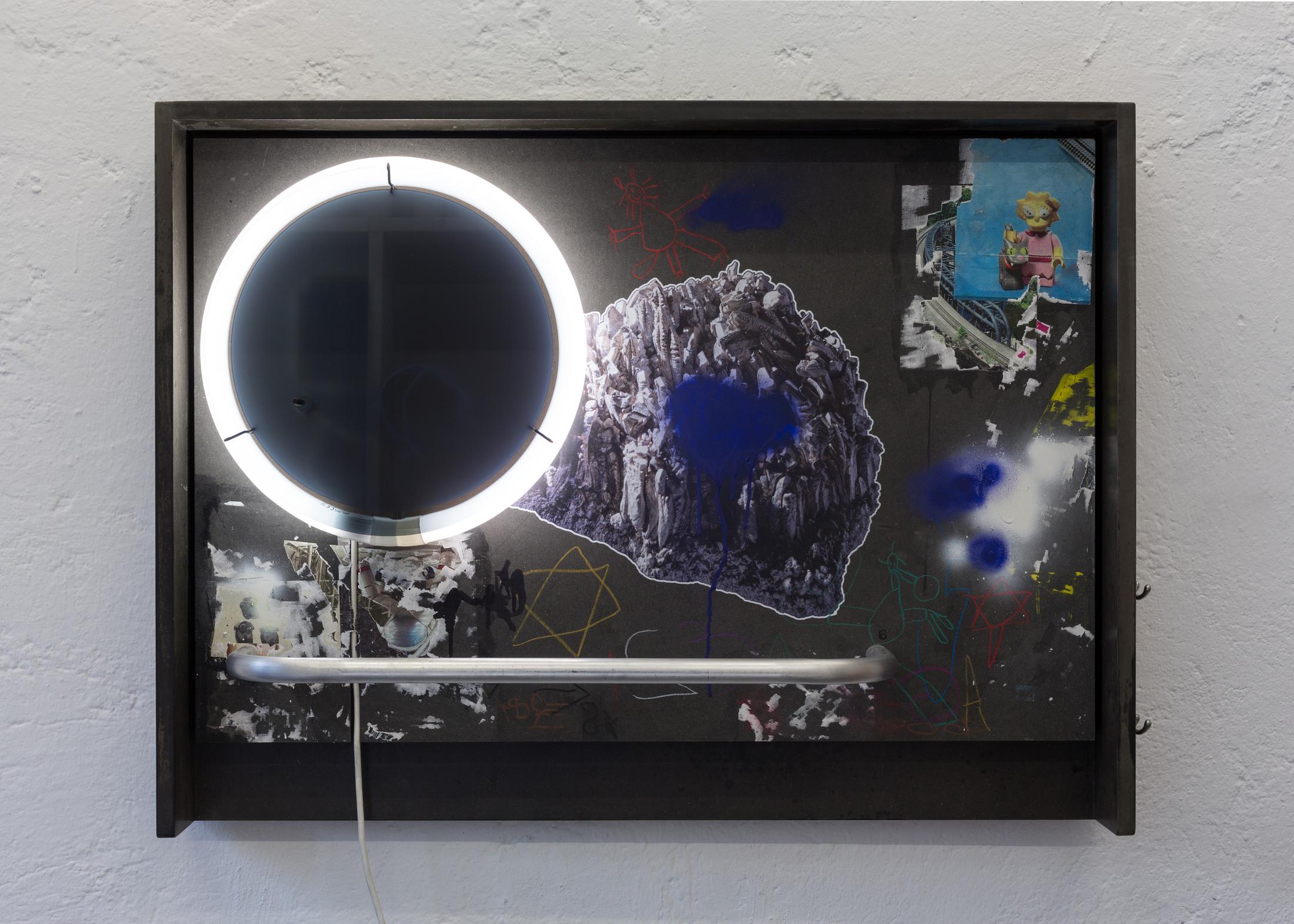 Exhibition View Partrick Hari Soloshow «diese ecke wurde als verloren aufgegeben / view on Mask (hommage to Andrea Fraser), 2018» at Bolte Lang, Zurich / Courtesy: the artist and Bolte Lang, Zurich