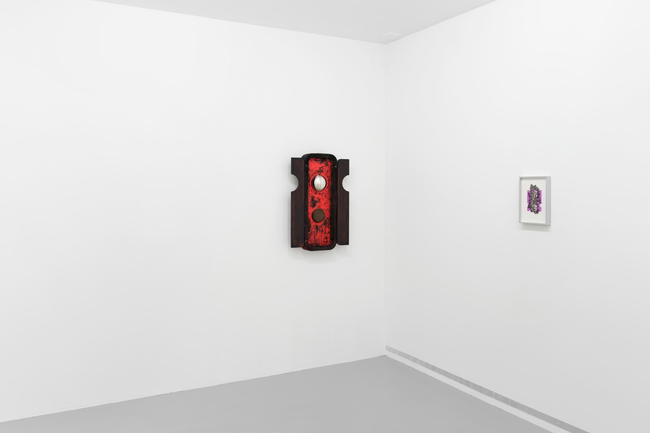 Exhibition View Pedro Wirz Solo Show «Tooth of a Giant» at GALERIE PHILIPPZOLLINGER, Zurich, 2020 / Photo: Conradin Frei / Courtesy: the artist and GALERIE PHILIPPZOLLINGER