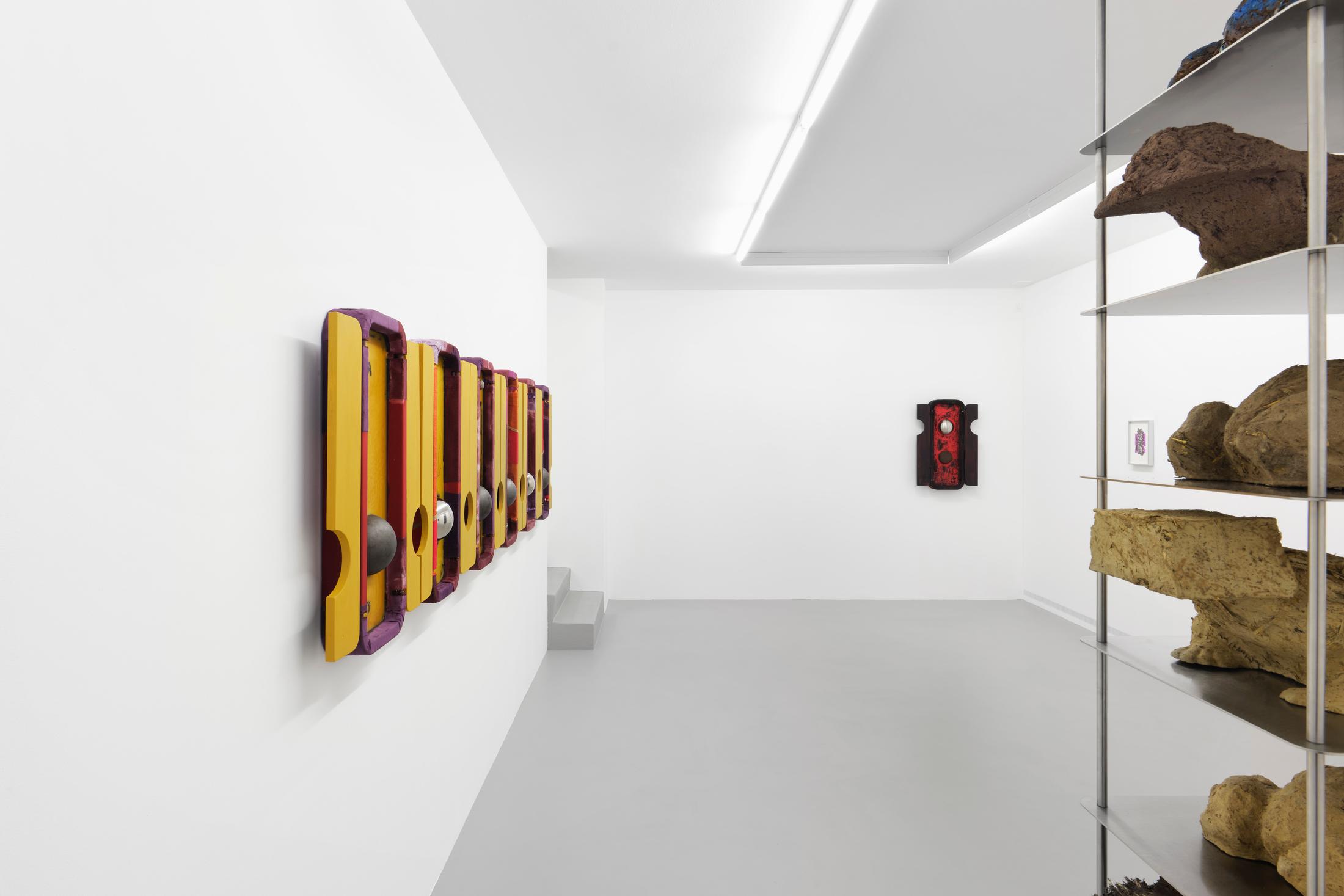 Exhibition View Pedro Wirz Solo Show «Tooth of a Giant» at GALERIE PHILIPPZOLLINGER, Zurich, 2020 / Photo: Conradin Frei / Courtesy: the artist and GALERIE PHILIPPZOLLINGER