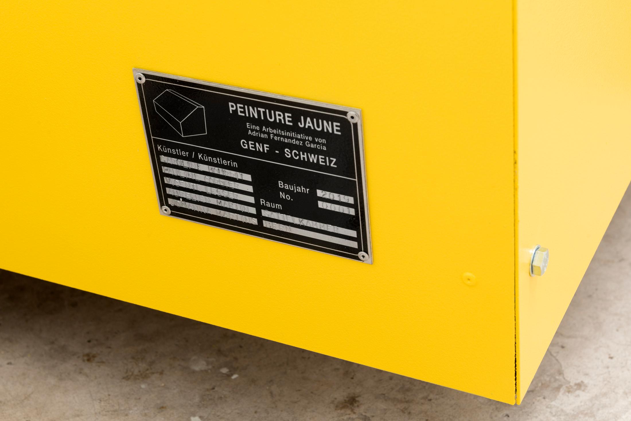 Exhibition View Groupshow «Peinture Jaune; view on Adrian Fernandez Garcia, Peinture jaune, 2019 (detail)» at Sattelkammer, Bern / Photo: Samuel Rauber / Courtesy: the artist and Sattelkammer, Bern