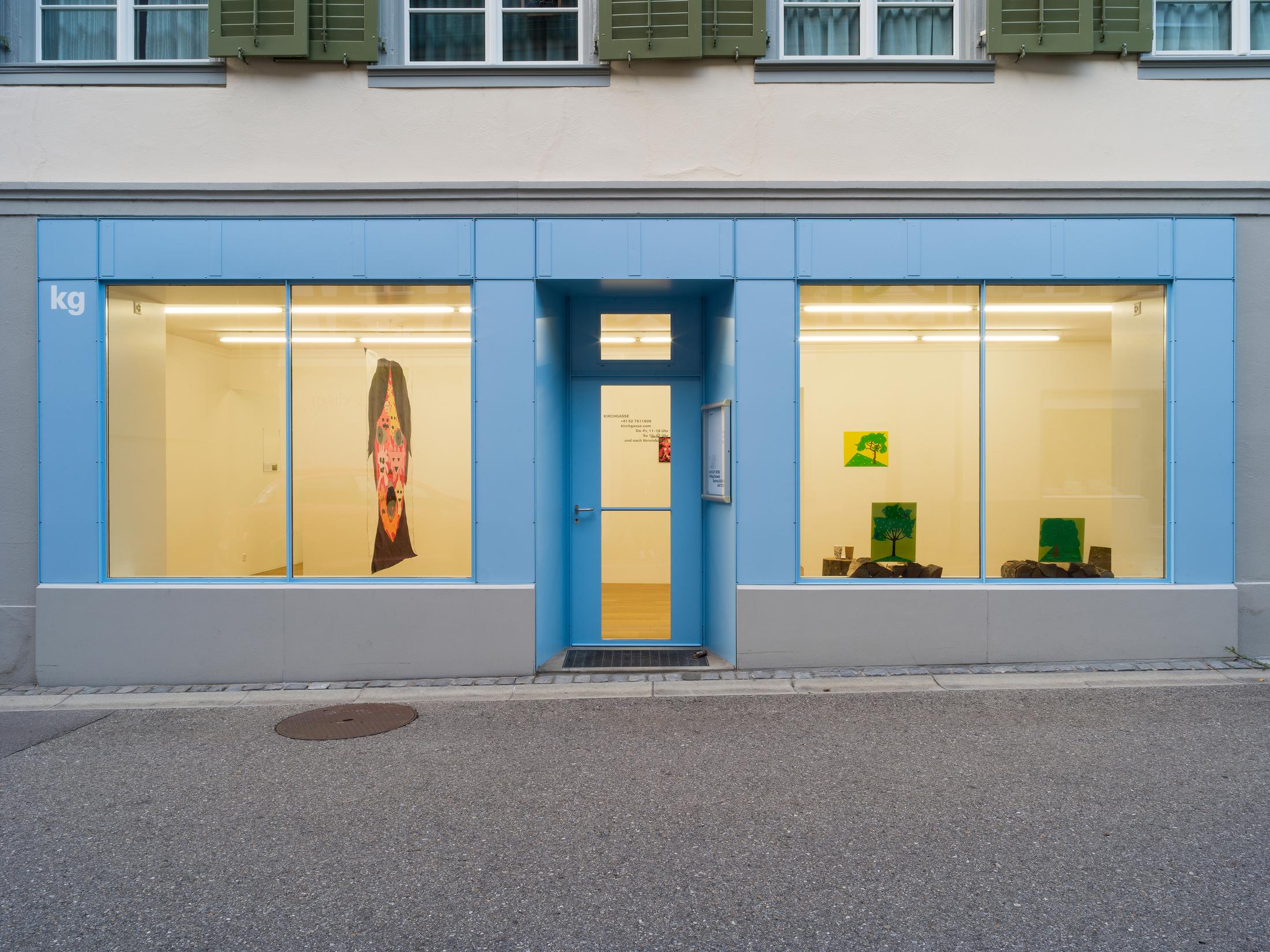 Exhibition View Philipp Schwalb Solo Show «DIE GIFT BORN» at Kirchgasse Gallery, Steckborn, 2021 / Photo: CE / Courtesy: the artist and Kirchgasse Gallery