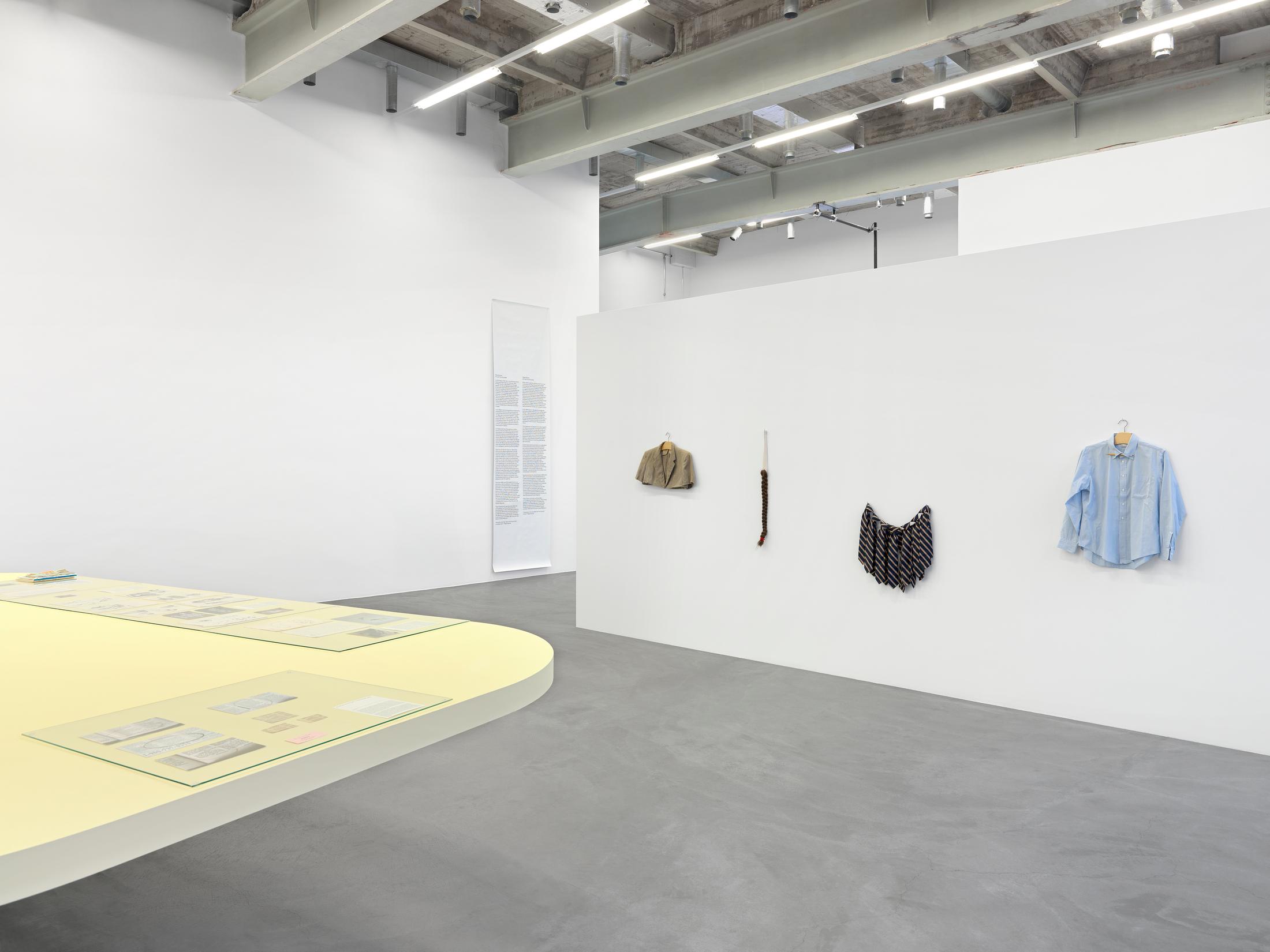 Exhibition View Pippa Garner Solo Show «Act Like You Know Me» at Kunsthalle Zürich, Zurich, 2023 / Photo: Annik Wetter / Courtesy: the artist and Kunsthalle Zürich