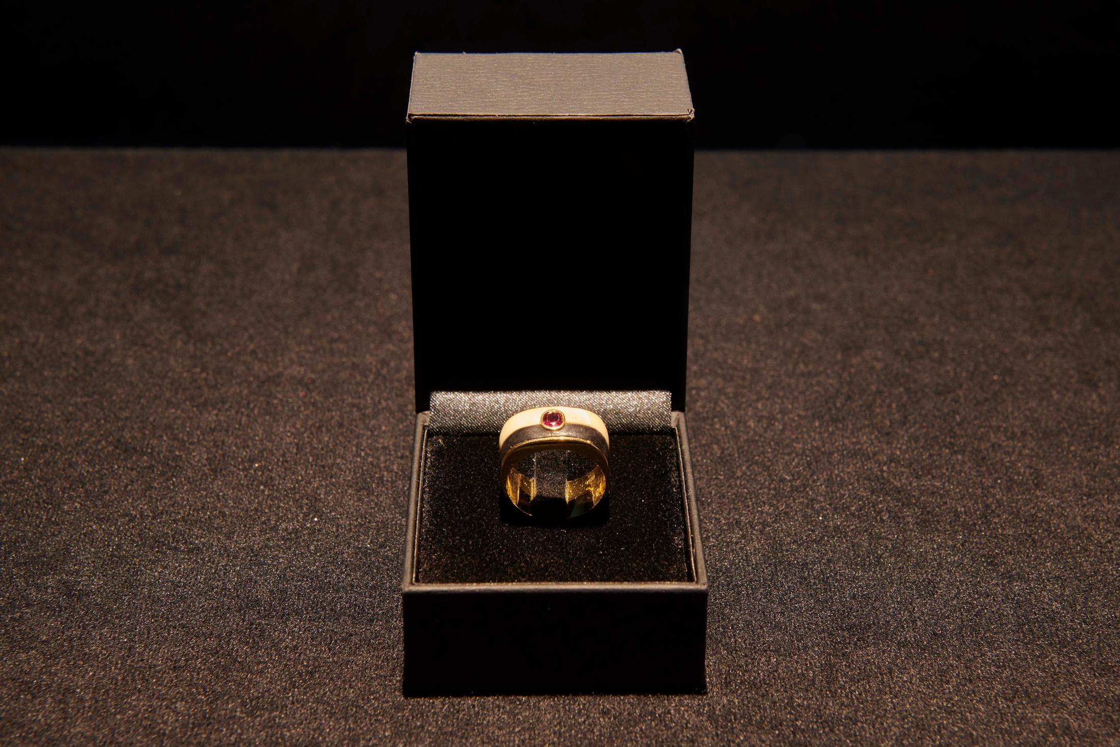 Exhibition View Groupshow «Plattform20; view on Sherian Mohammed Forster, I just went Rick the Ruler with the Jeweller, 2020» at Fri Art, Fribourg, 2020 / Photo: © Guillaume Python / Courtesy: the artists and Fri Art