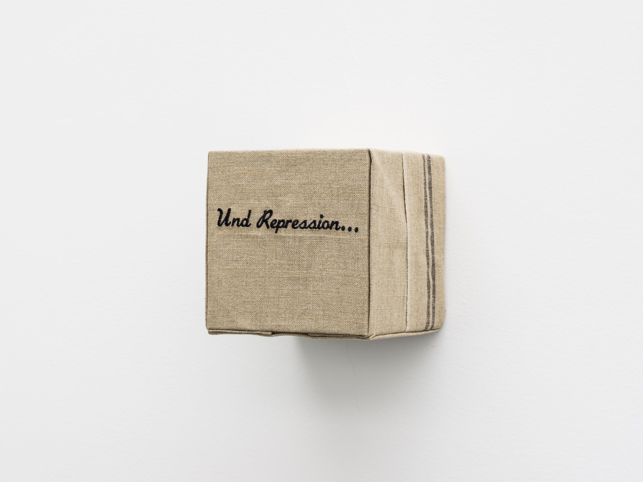 Exhibition View Rachal Bradley Soloshow «Erotics of Infrastructure iii; Rachal Bradley, Two Poor Clares (Und Repression...), 2020, 100% French linen, cotton, wood, screws, 21 x 21 x 21 cm» at Galerie Gregor Staiger, Zurich, 2020 / Courtesy: the artist and Galerie Gregor Staiger