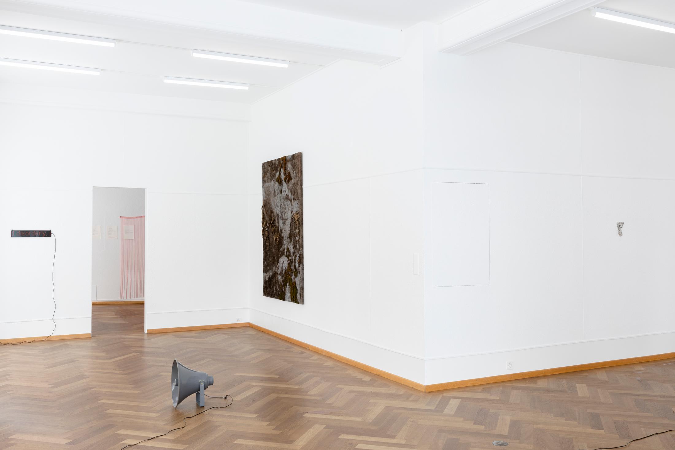 Exhibition View Group Show «Radical Sources» at Krone Couronne, Biel, 2022 / Photo: Michal Florence Schorro / Courtesy: the artists and Krone Coronne