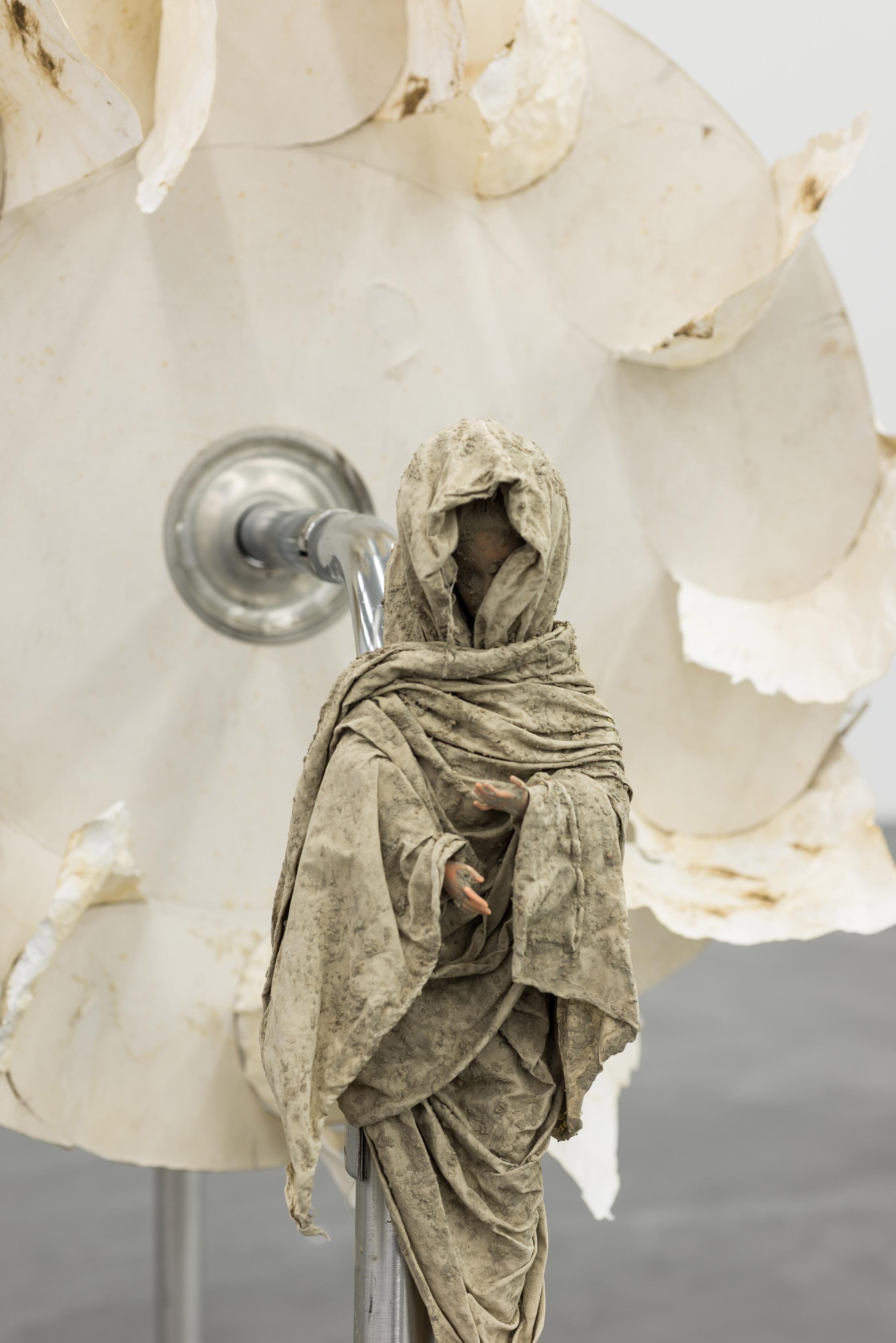 Exhibition View Raphaela Vogel «Gregor’s Loch / view on Rada, 2017» at Galerie Gregor Staiger, Zurich, 2018 / Courtesy: the artist, Galerie Gregor Staiger, Zurich & BQ, Berlin / © the artist & Galerie Gregor Staiger, Zurich