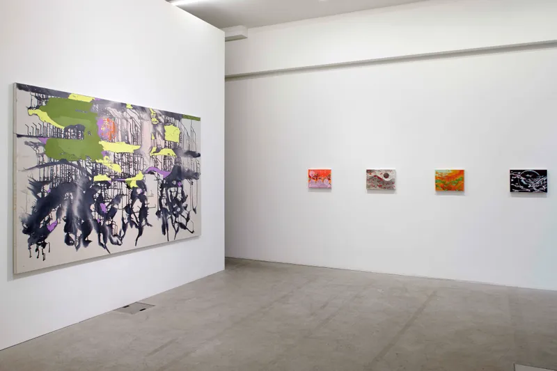 Exhibition View Rebekka Steiger Solo Show «des chromosomes dans l’atmosphère» at Galerie Urs Meile, Lucerne, 2021 / Courtesy: the artist and Galerie Urs Meile