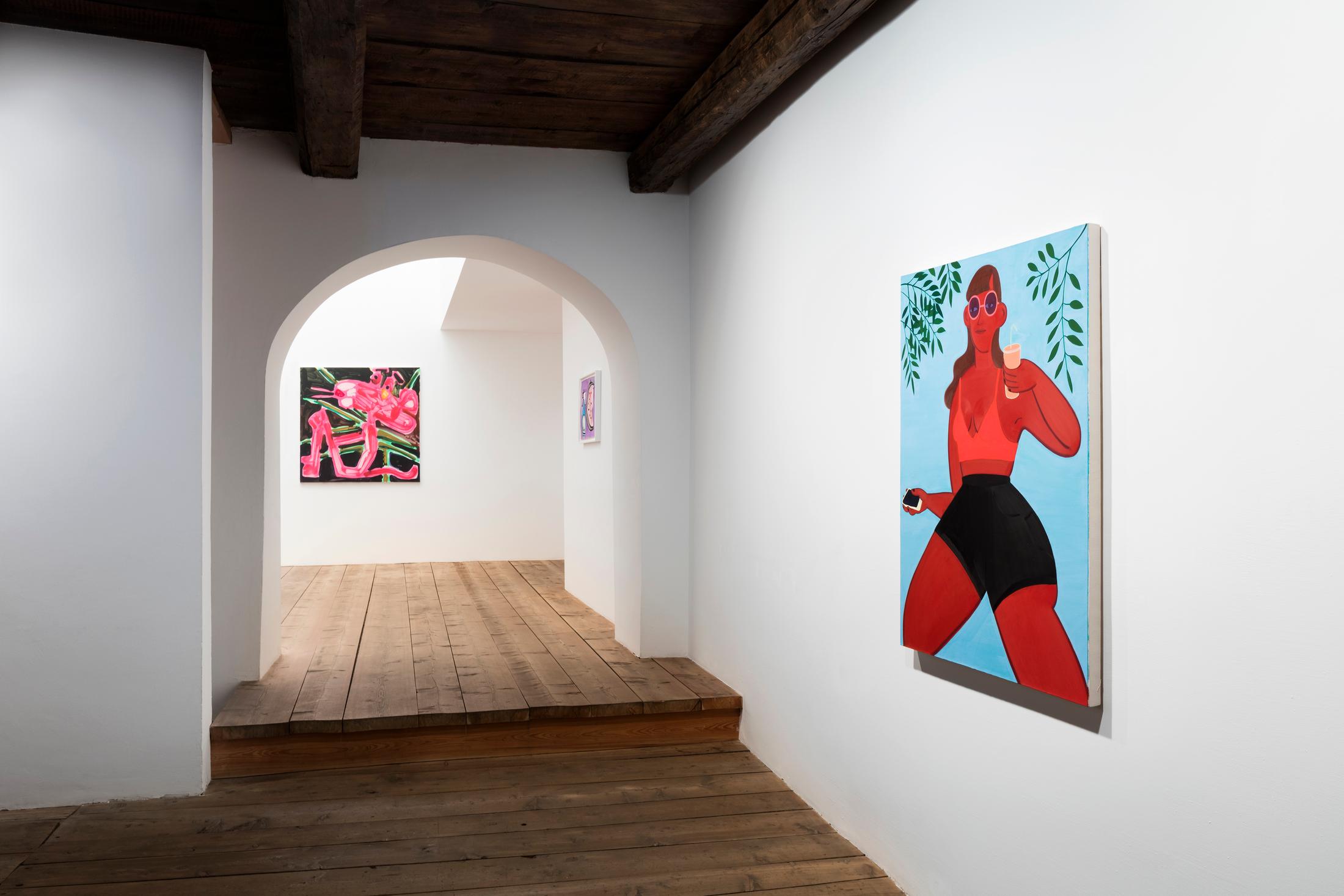 Installation View Grace Weaver and Katherine Bernhardt Groupshow "Reinventing the Figure" at Galleria Monica De Cardenas / Courtesy: the gallery and the artists