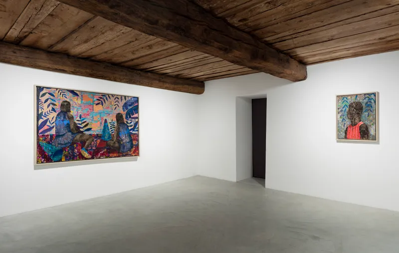 Installation View Derek Fordjour Groupshow "Reinventing the Figure" at Galleria Monica De Cardenas / Courtesy: the gallery and the artists