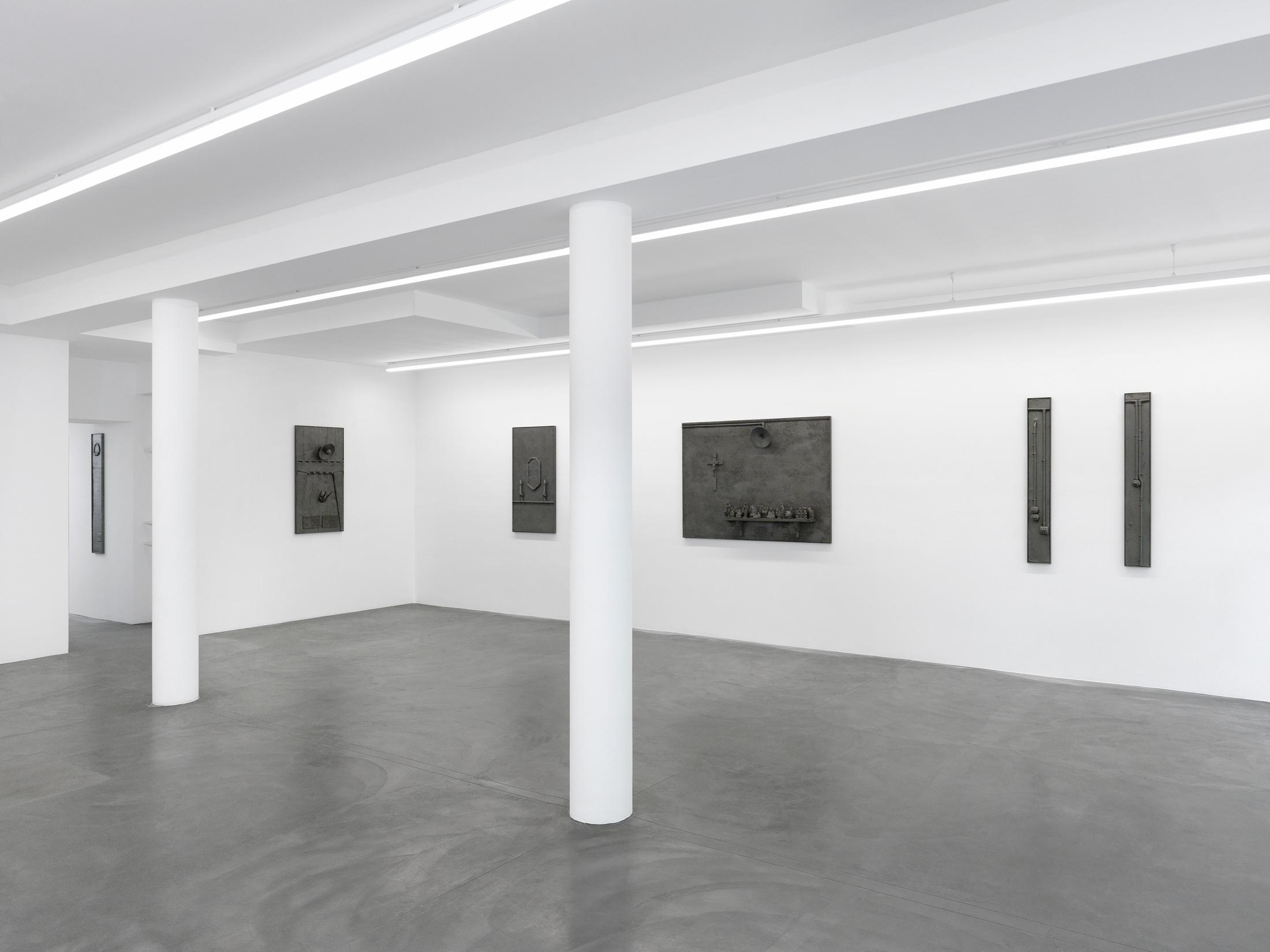 Exhibition View Rico Weber Soloshow «Silver Dust» at Galerie Maria Bernheim, Zurich, 2020 / Photo: Annik Wetter / Courtesy: Galerie Maria Bernheim