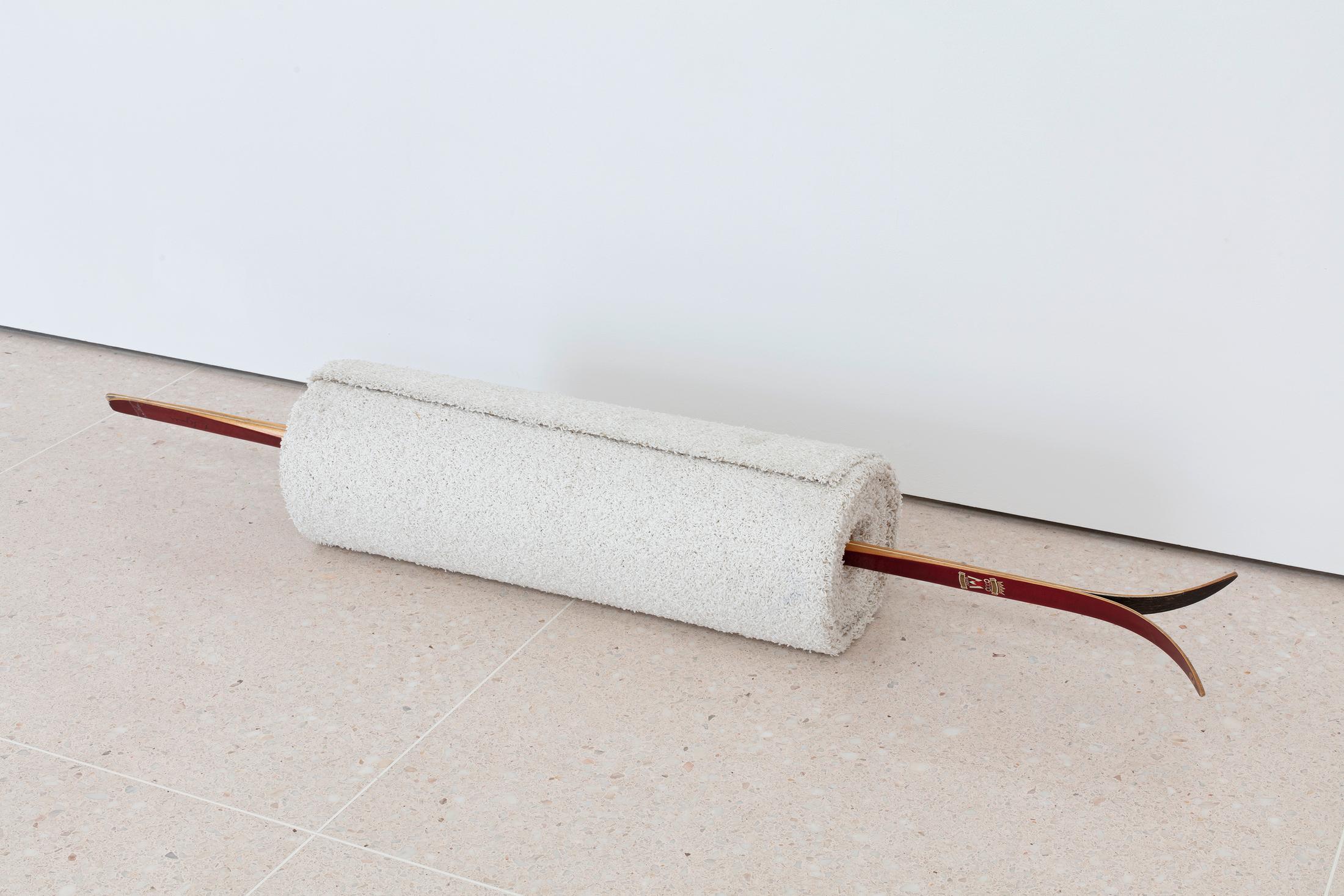 Exhibition View Roman Signer Soloshow at Kunsthaus Zug, Zug, 2019 / Photo: Stefan Rohner / Courtesy: the artist and Kunsthaus Zug