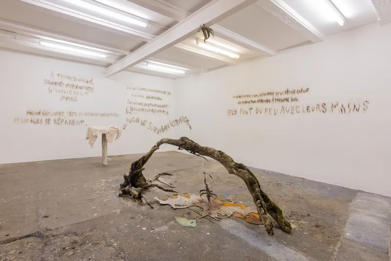 Exhibition View Duo Show «Fusionner nos Ardeurxes» at WallStreet, Fribourg, 2022-2023 / Photo: Julie Folly / Courtesy: the artists and WallStreet