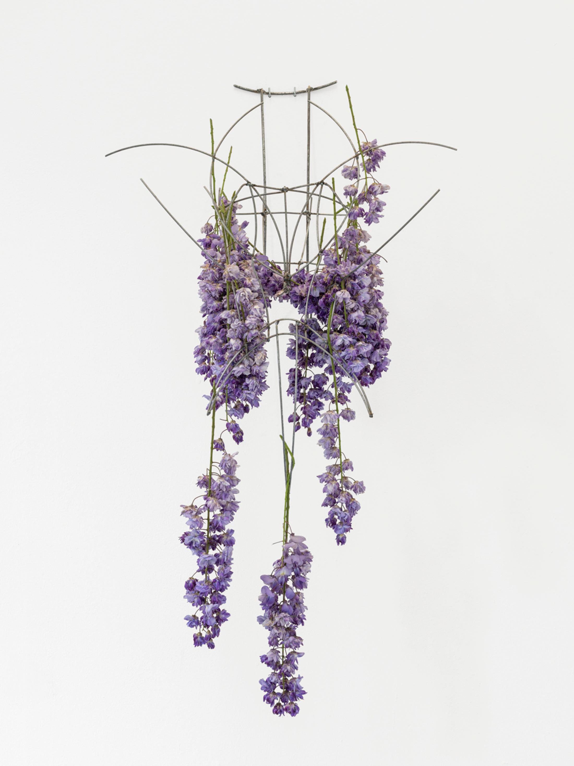 Exhibition View Group Show «Rosaspina; view on Jacopo Belloni, Mascherone I, 2022» at La rada, Locarno, 2022 / Photo: Riccardo Giancola / Courtesy: the artists and La rada