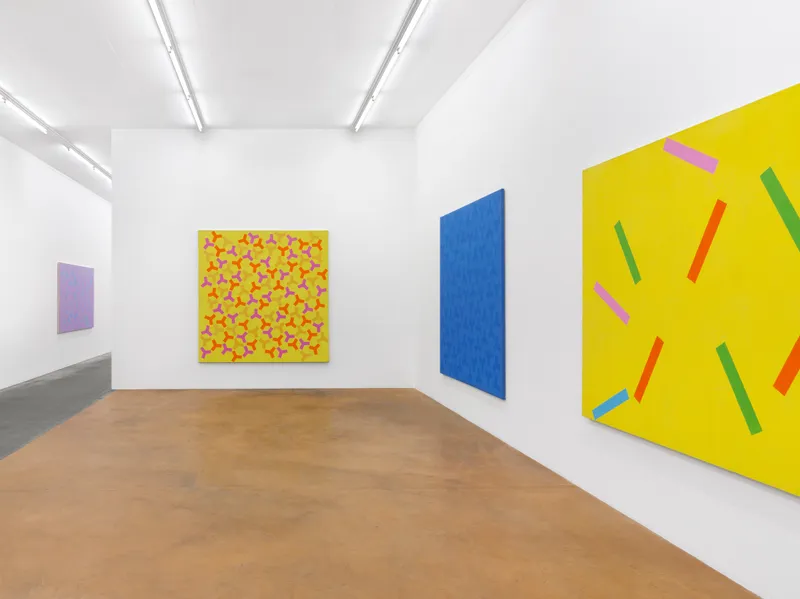 Exhibition View Rosemarie Castoro Soloshow «Time = space between appointment and meeting» at MAMCO, Geneva, 2019 / Photo: Annik Wetter / Courtesy: the artist and MAMCO