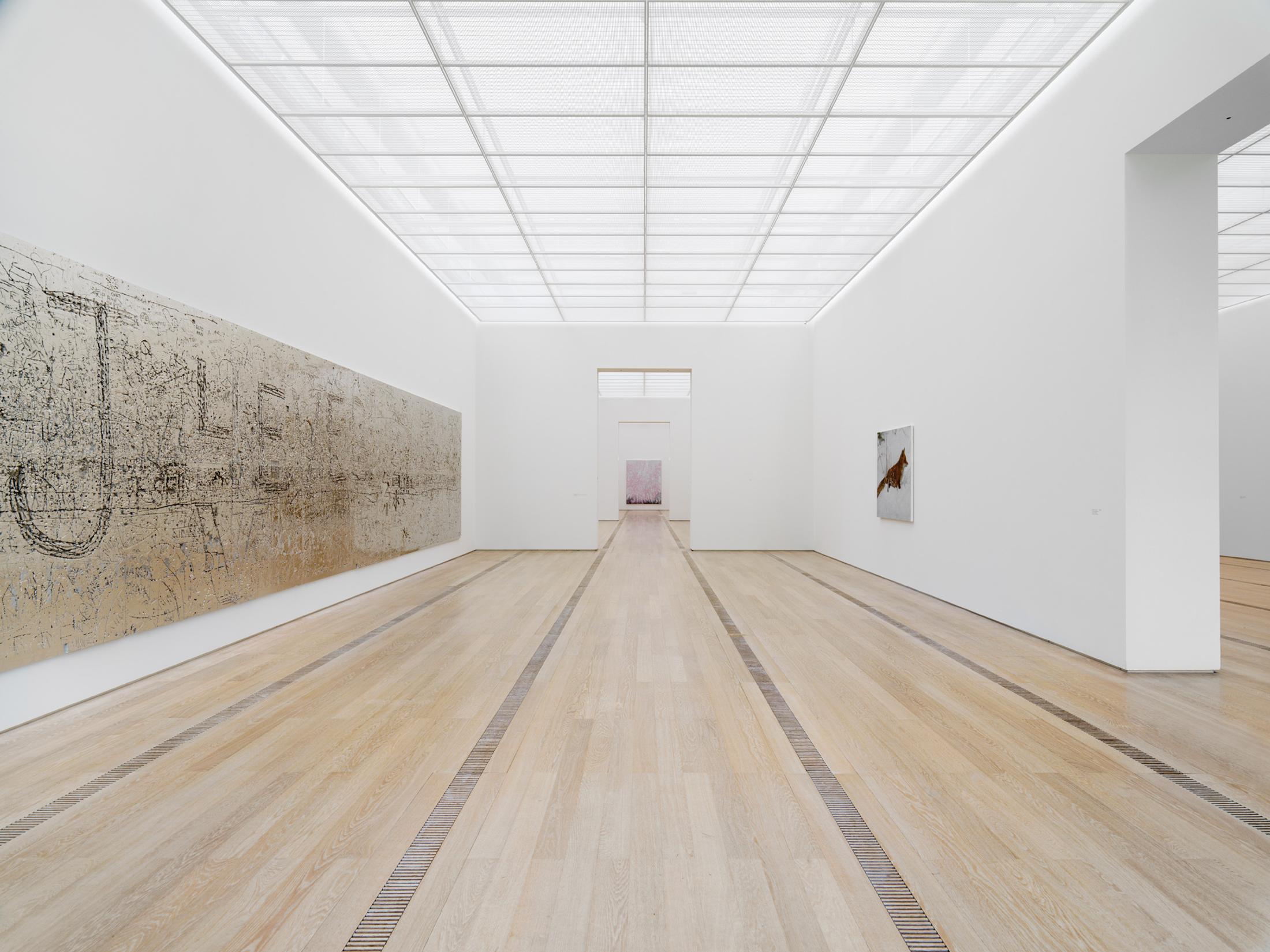 Exhibition View Rudolf Stingel Soloshow at Fondation Beyeler, Riehen, 2019 / Photo: Stefan Altenburger / © Rudolf Stingel / Courtesy: the artist and Fondation Beyeler