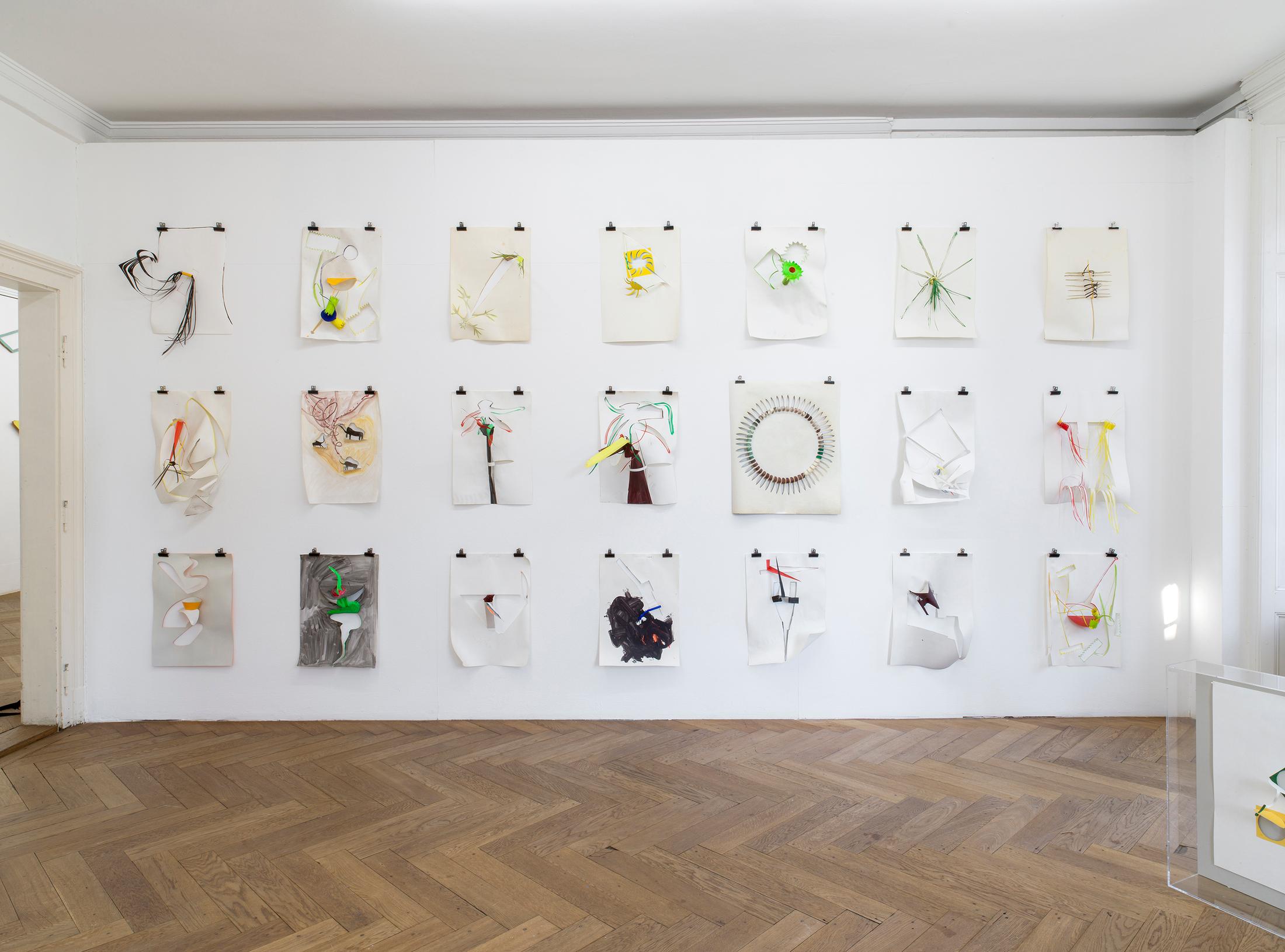 Exhibition View Ruedi Bechtler Solo Show «Zeitreise auf dem Kopf; view on Ruedi Bechtler, Paper Cut-outs, 1982-1985» at Kunsthaus Langenthal, Langenthal, 2022 / Photo: CE / Courtesy: the artist and Kunsthaus Langenthal