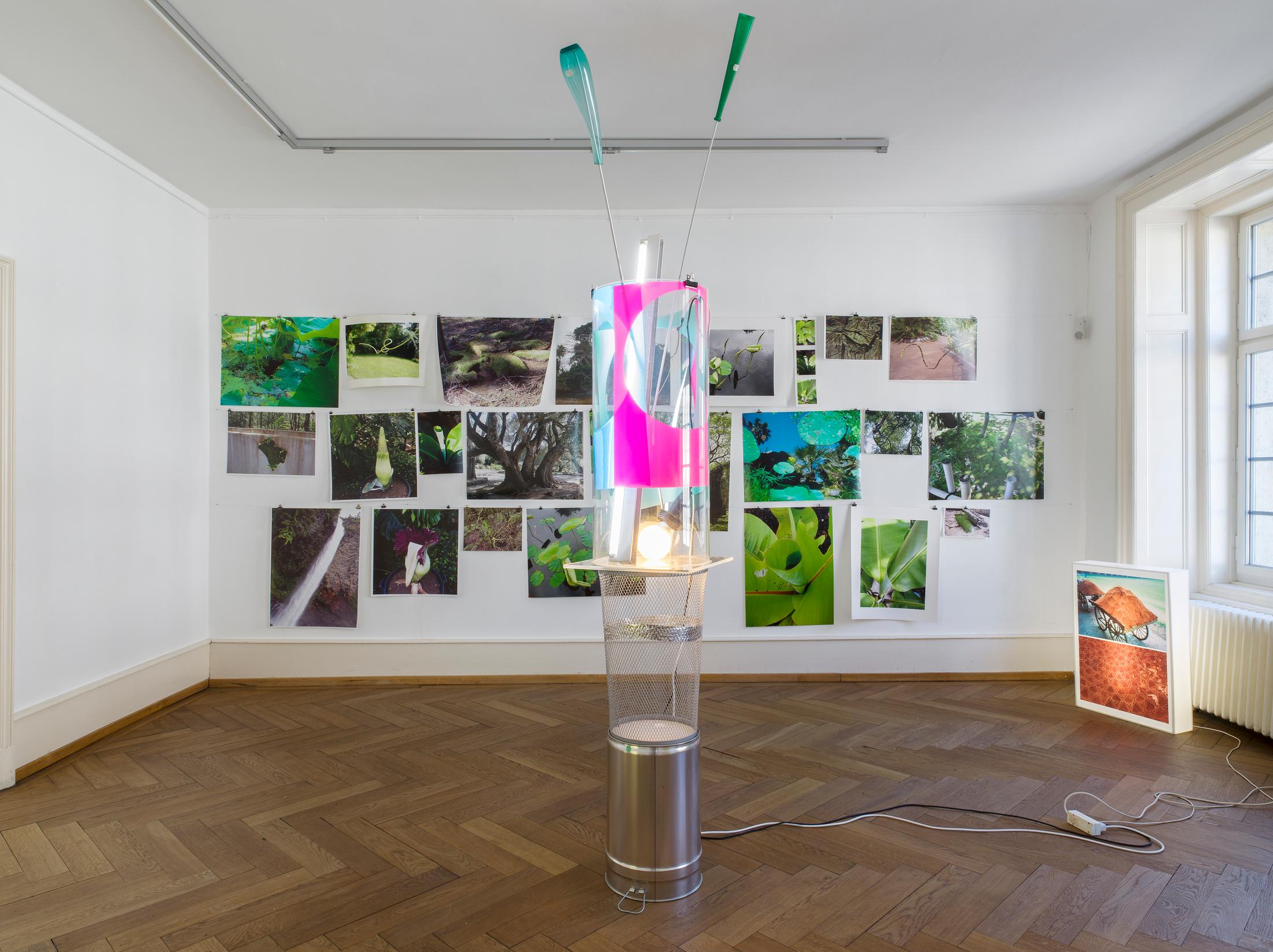 Exhibition View Ruedi Bechtler Solo Show «Zeitreise auf dem Kopf» at Kunsthaus Langenthal, Langenthal, 2022 / Photo: CE / Courtesy: the artist and Kunsthaus Langenthal