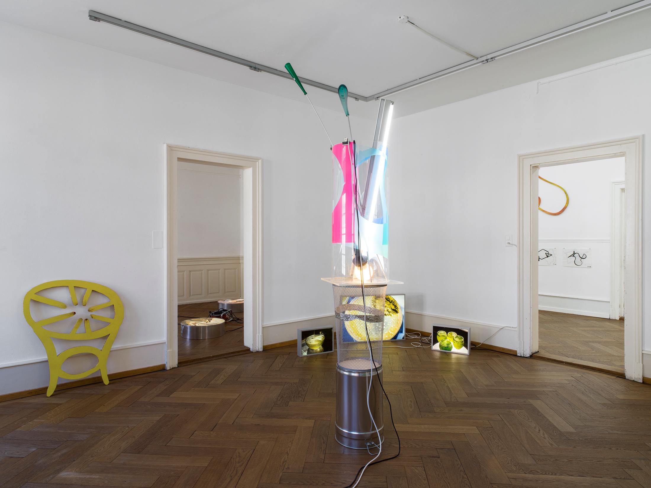 Exhibition View Ruedi Bechtler Solo Show «Zeitreise auf dem Kopf» at Kunsthaus Langenthal, Langenthal, 2022 / Photo: CE / Courtesy: the artist and Kunsthaus Langenthal