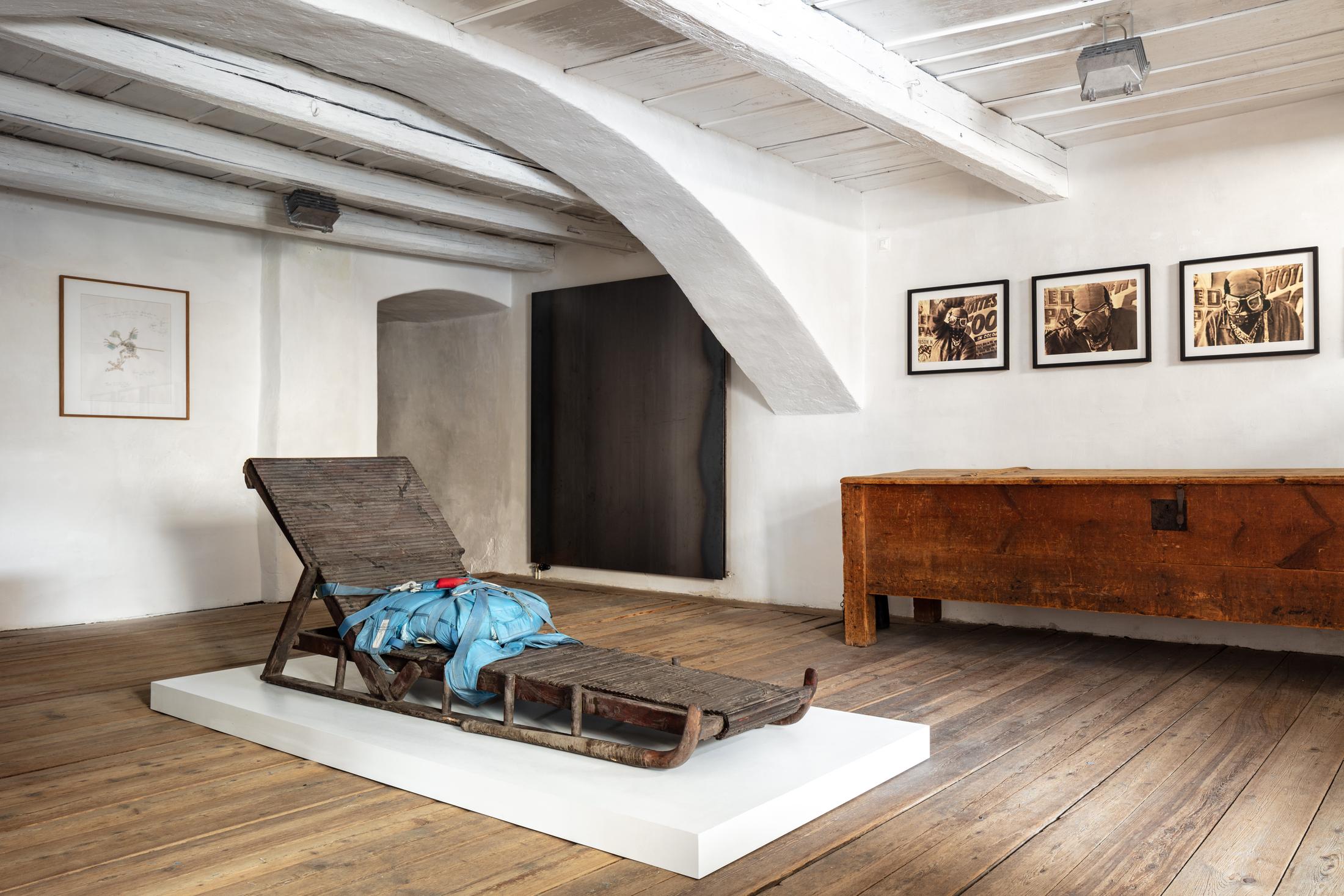 Exhibition View Salvatore Scarpitta and Panamarenko «Dream Maschines» at Fundaziun Not Vital, Ardez and Castle Tarasp, 2019 / Courtesy: Fundaziun Not Vital