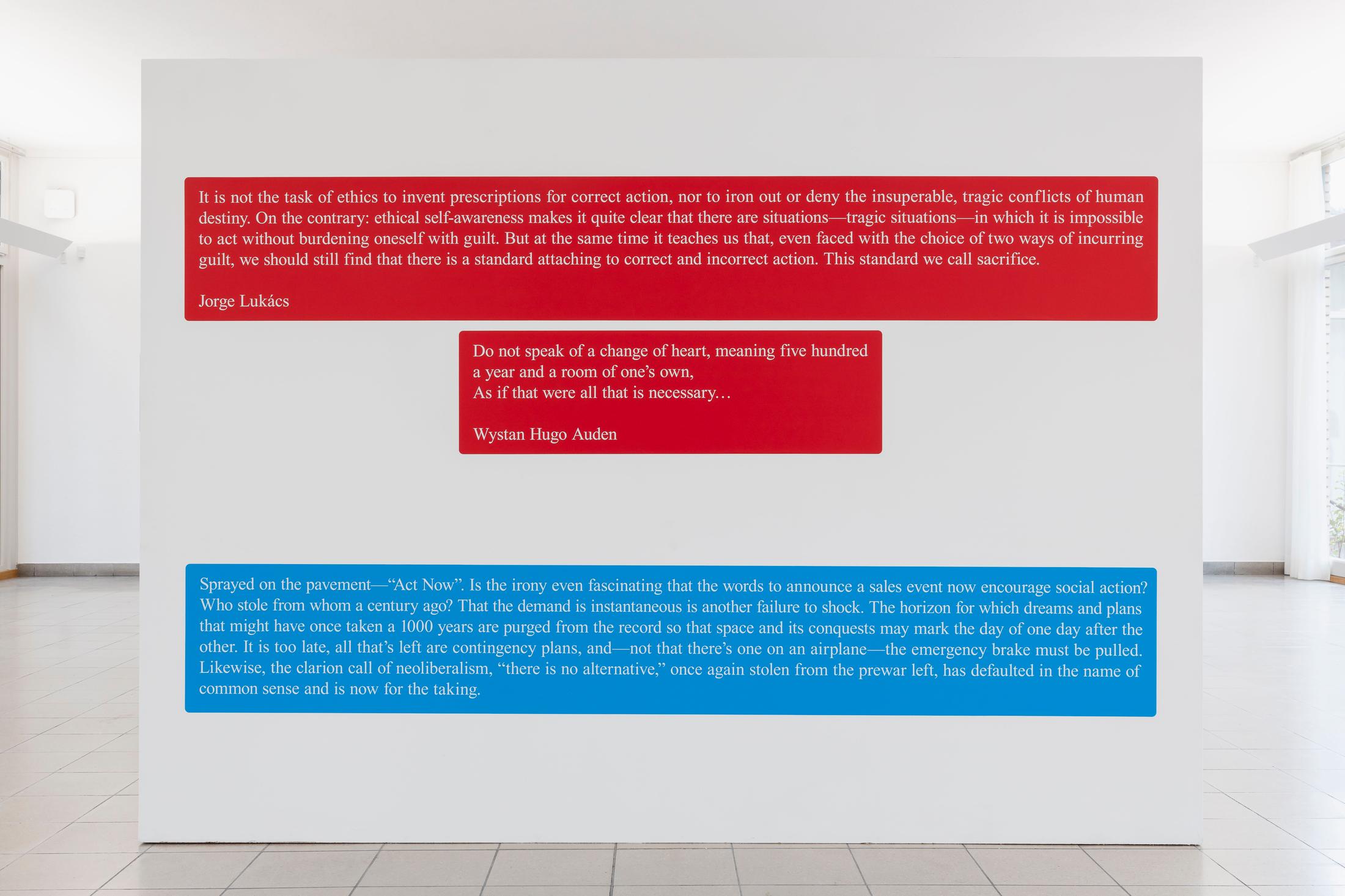 Exhibition View Sam Pulitzer Soloshow «The Premise of a Better Life; view on Años Perros, 2019» at Kunsthaus Glarus, Glarus, 2019 / Photo: Gunnar Meier / Courtesy: the artist and Kunsthaus Glarus