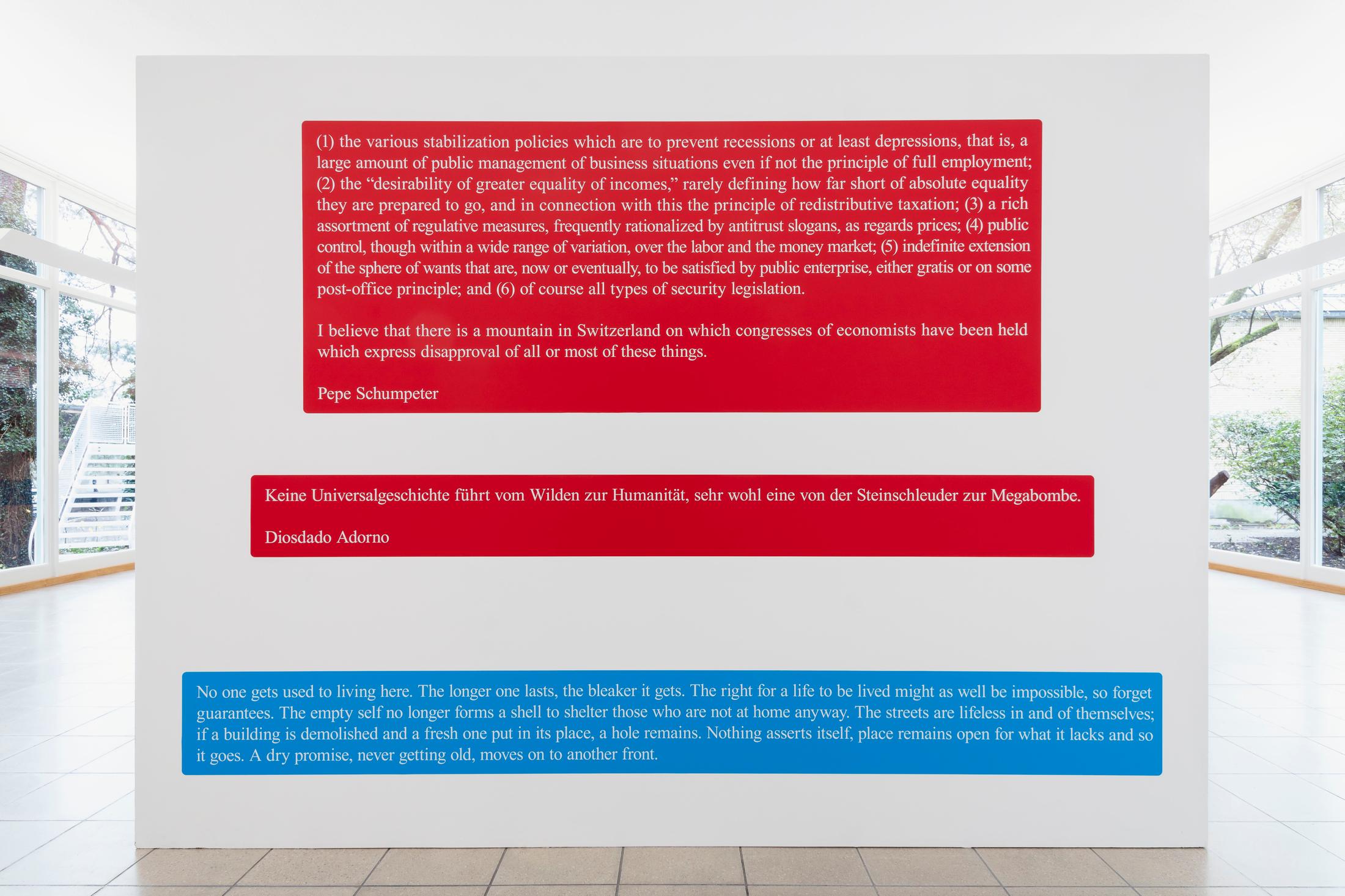 Exhibition View Sam Pulitzer Soloshow «The Premise of a Better Life; view on Años Perros, 2019» at Kunsthaus Glarus, Glarus, 2019 / Photo: Gunnar Meier / Courtesy: the artist and Kunsthaus Glarus