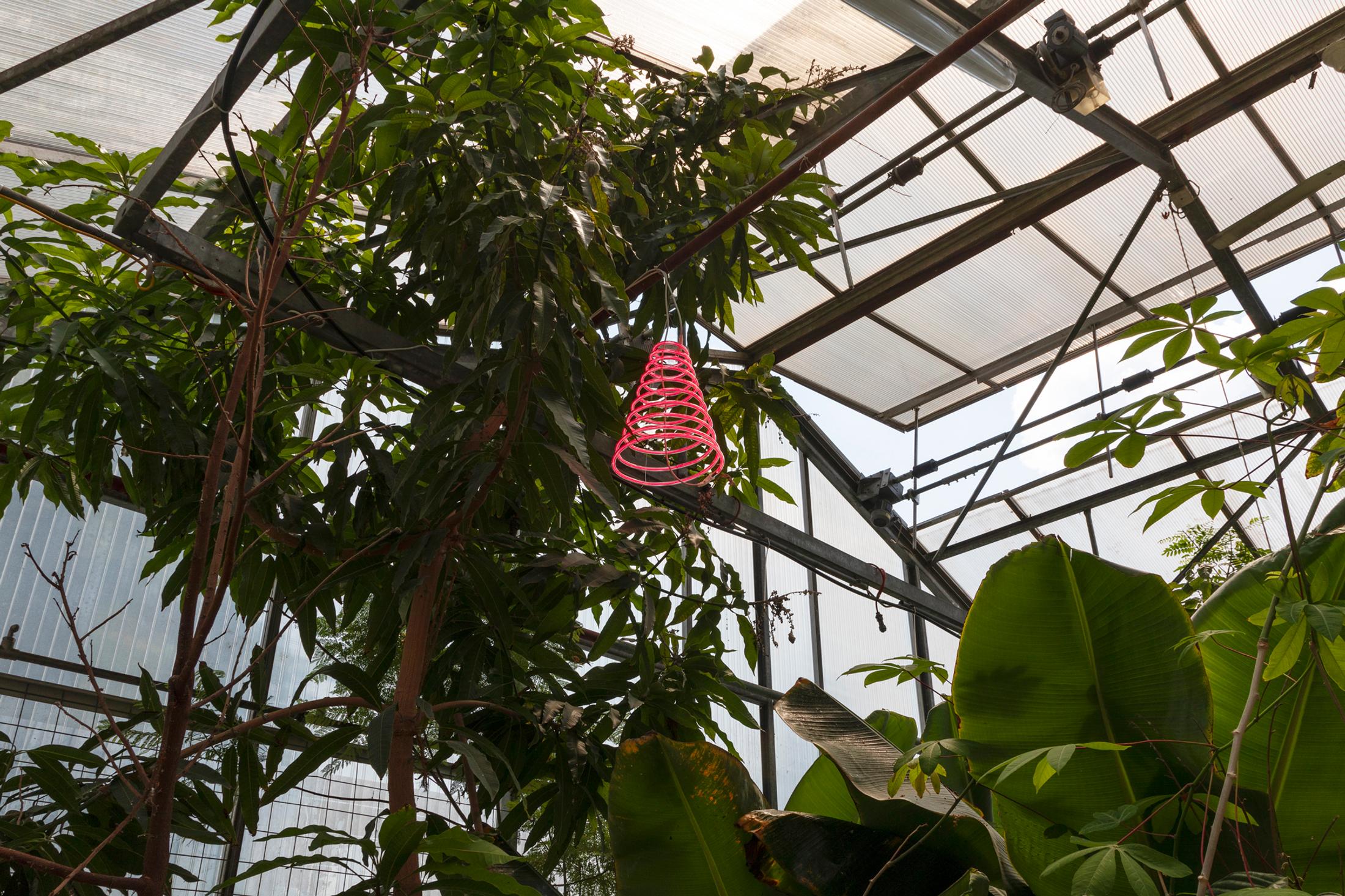 Exhibition View Group Show «Same things make us laugh, make us cry; view on Mai-Thu Perret, Untitled, 2007» at Body Archive Project, Zurich, 2021 / Coutesy: the artists and Body Archive Project