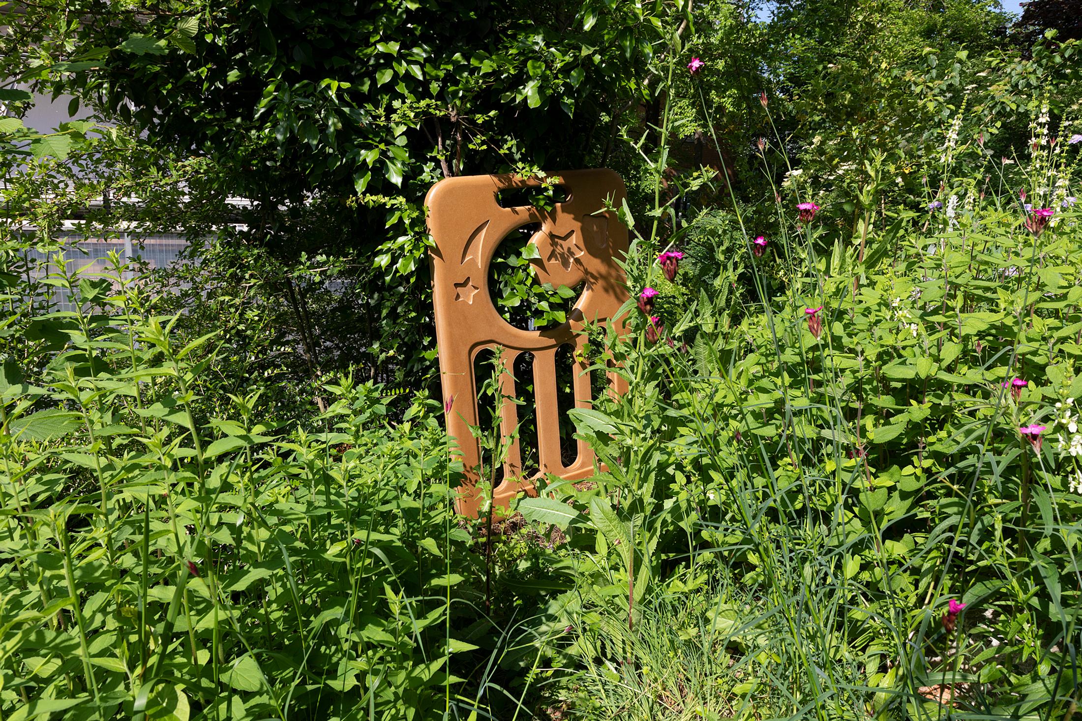 Exhibition View Group Show «Same things make us laugh, make us cry; view on Shuang Li, This is to mother you, 2021» at Body Archive Project, Zurich, 2021 / Coutesy: the artists and Body Archive Project