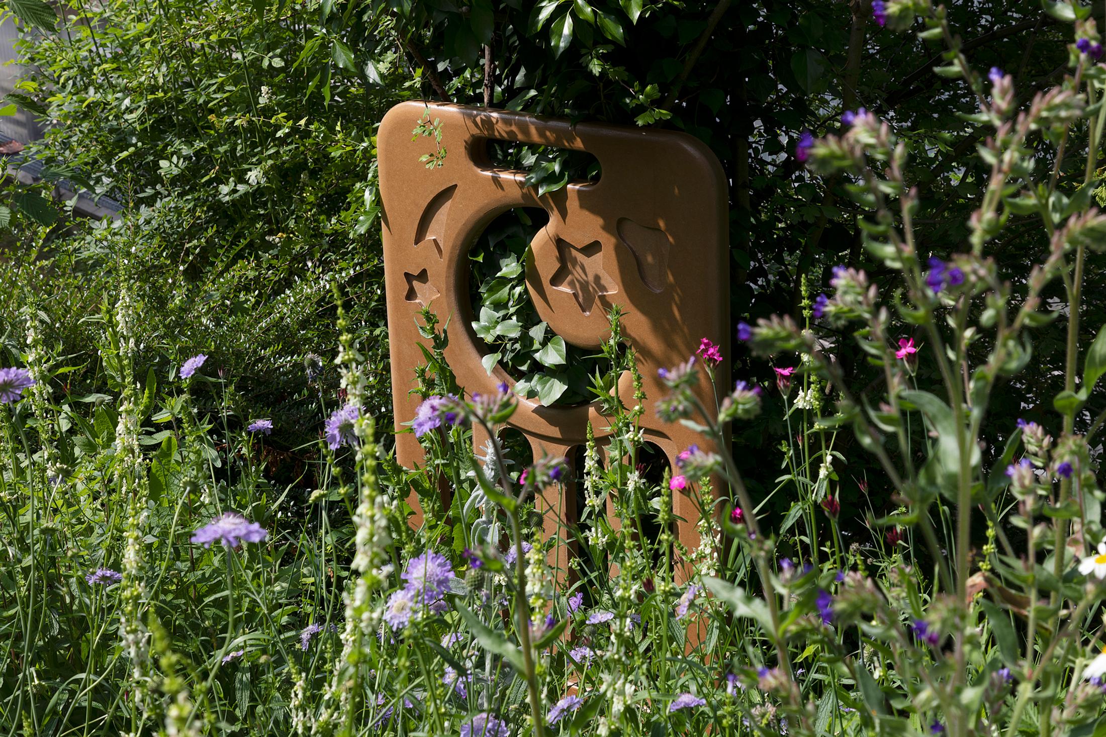 Exhibition View Group Show «Same things make us laugh, make us cry; view on Shuang Li, This is to mother you, 2021» at Body Archive Project, Zurich, 2021 / Coutesy: the artists and Body Archive Project