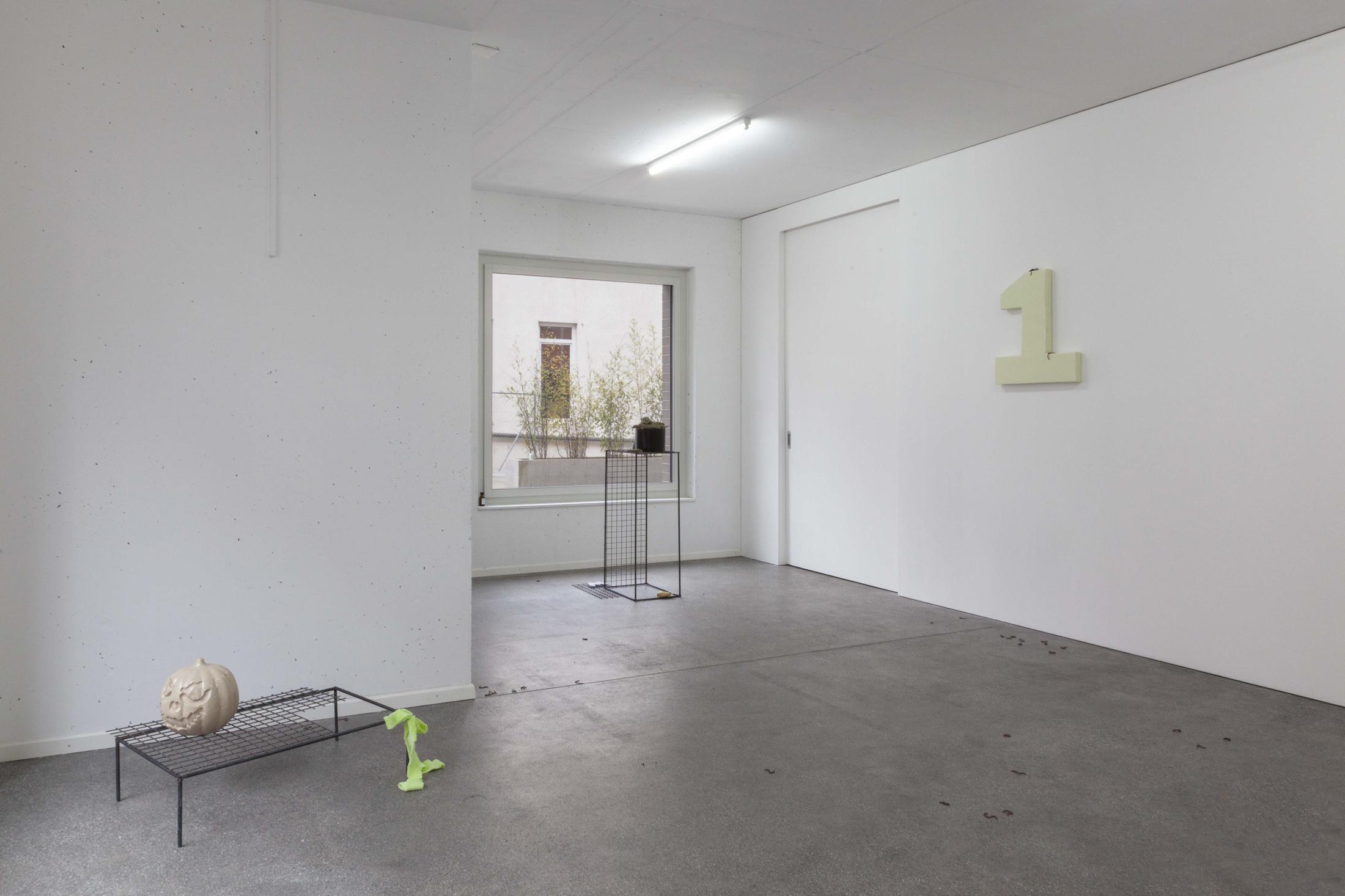 Exhibition View Sara Ravelli Solo Show «The Special Treat» at Espace 3353, 2021-2022 / Photo: Anastasia Mityukova / Courtesy: the artist and Espace 3353