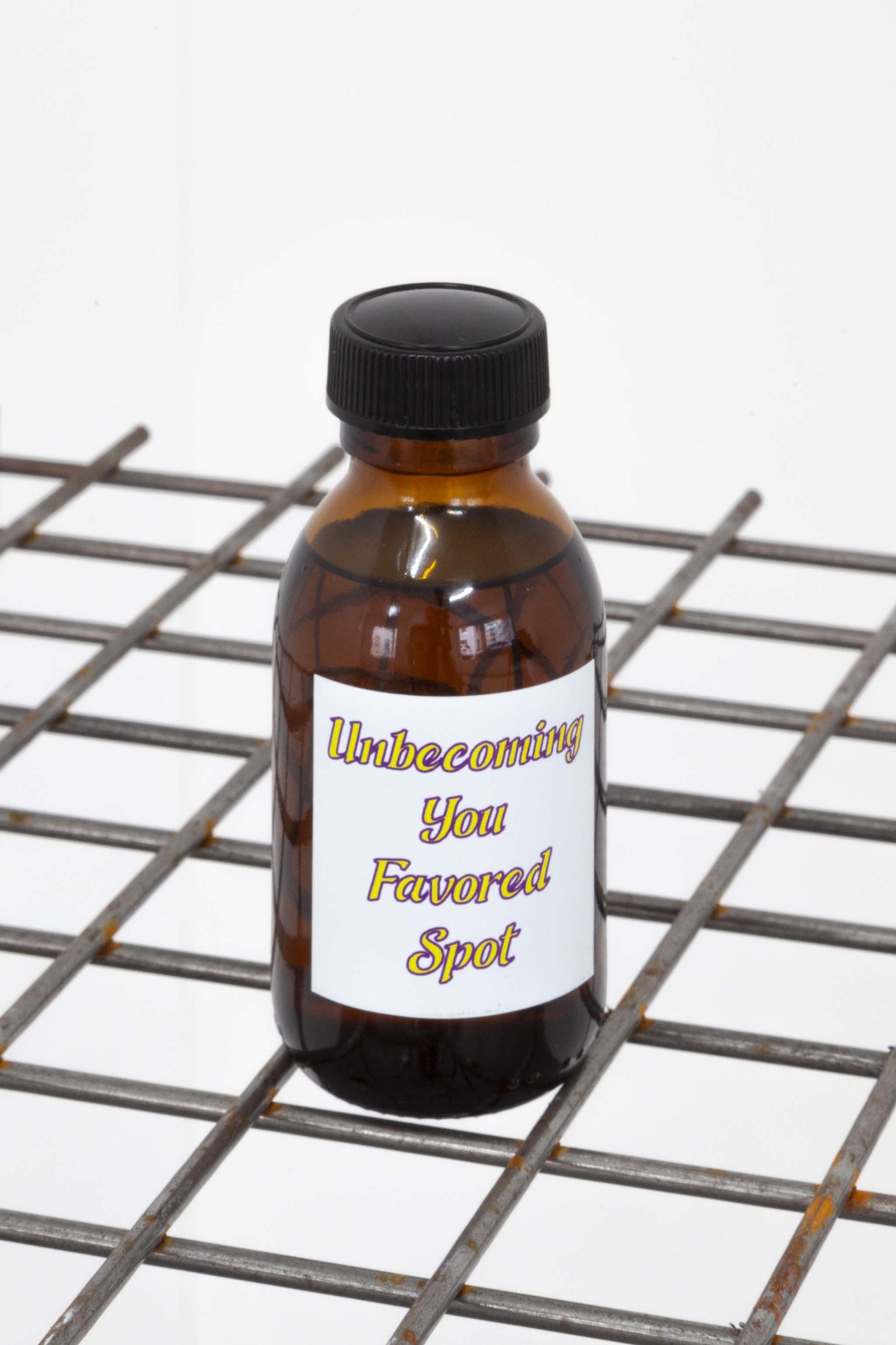 Exhibition View Sara Ravelli Solo Show «The Special Treat; view on Sara Ravelli, Unbecoming you favored spot, 2021» at Espace 3353, 2021-2022 / Photo: Anastasia Mityukova / Courtesy: the artist and Espace 3353