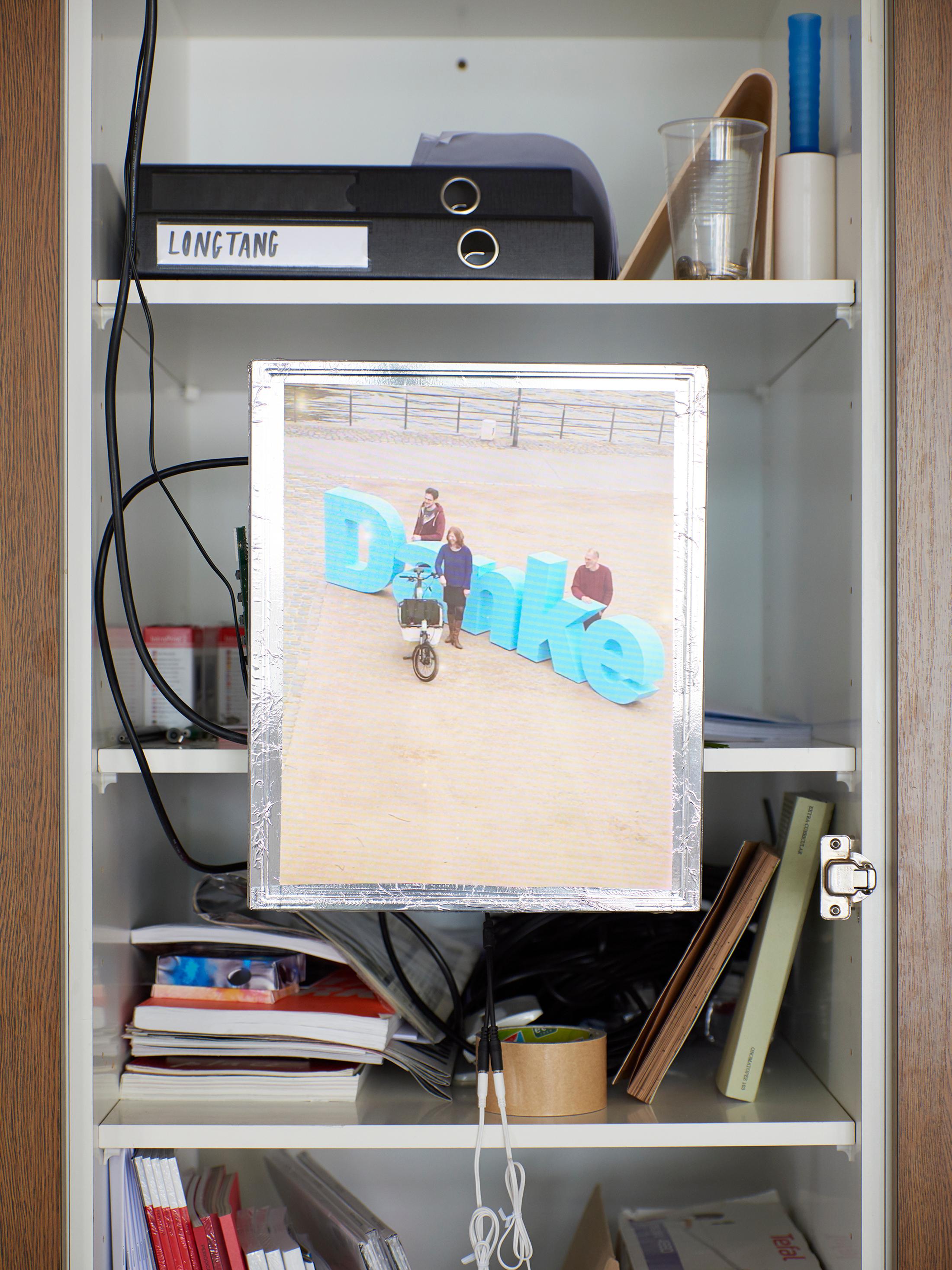 Exhibition View Groupshow «Spiral Arms; view on Shaun Motsi, Untitled, 2019» at Longtang, Zurich, 2019 / Photo: James Bantone / Courtesy: the artists and Longtang, Zurich