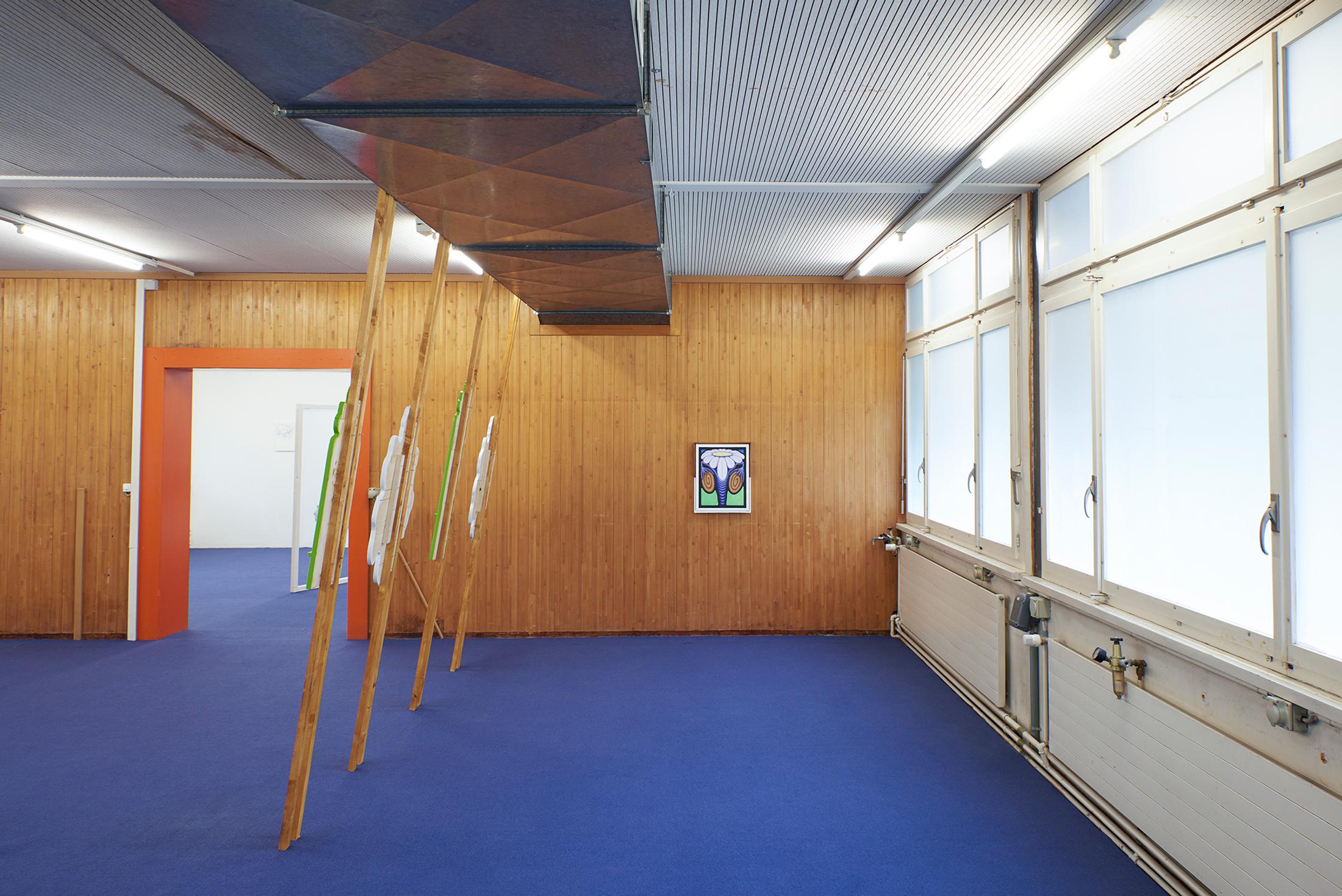 Exhibition View Groupshow «Spiral Arms» at Longtang, Zurich, 2019 / Photo: James Bantone / Courtesy: the artists and Longtang, Zurich