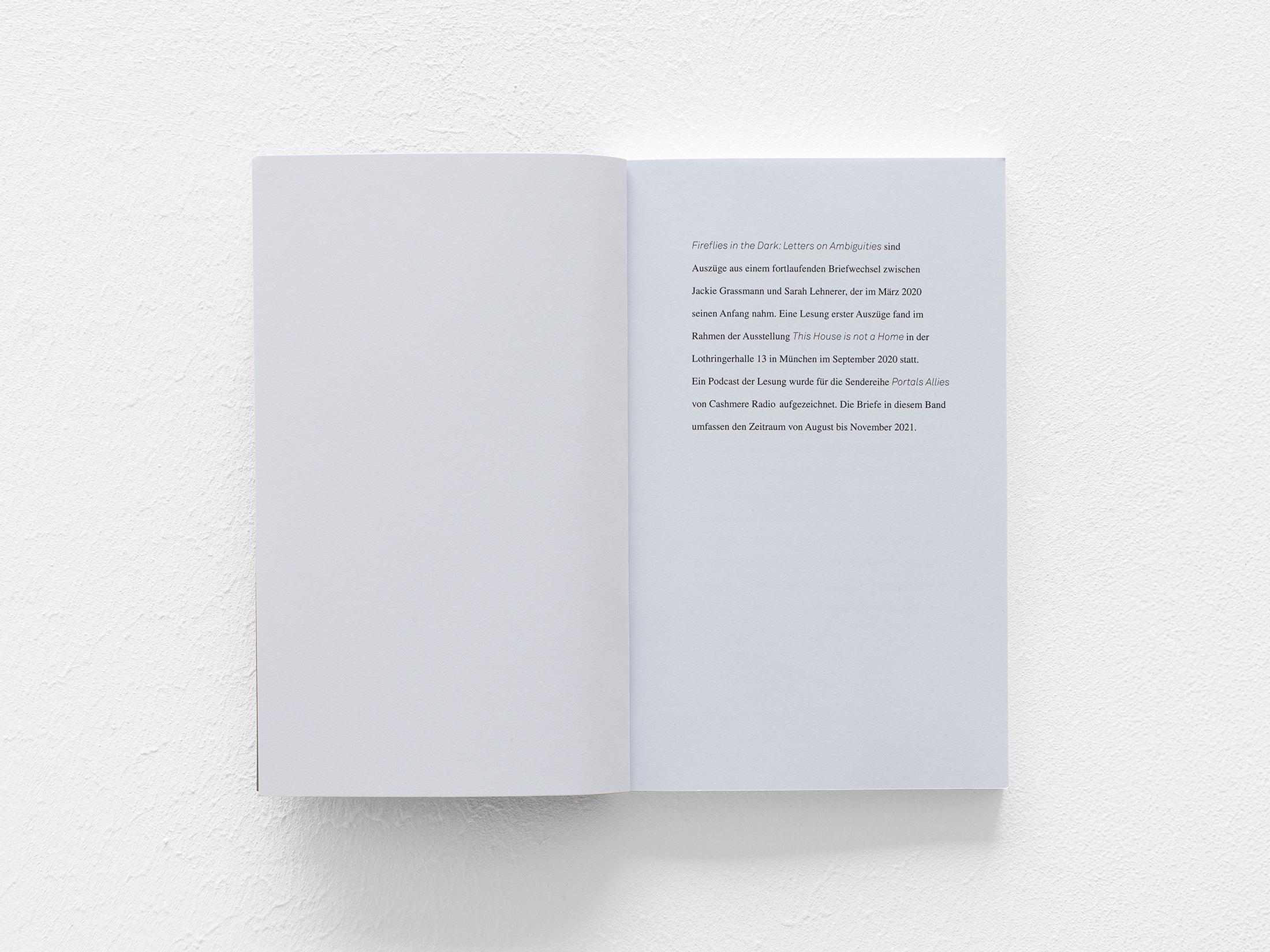 Exhibition View Sarah Lehnerer Solo Show «casting on; view on Sarah Lehnerer und Jackie Grassmann, Fireflies in the Dark. Letters on Ambiguities, 2021» at Kirchgasse Gallery, Steckborn, 2022 / Photo: Cedric Mussano / Courtesy: the artist and Kirchgasse Gallery