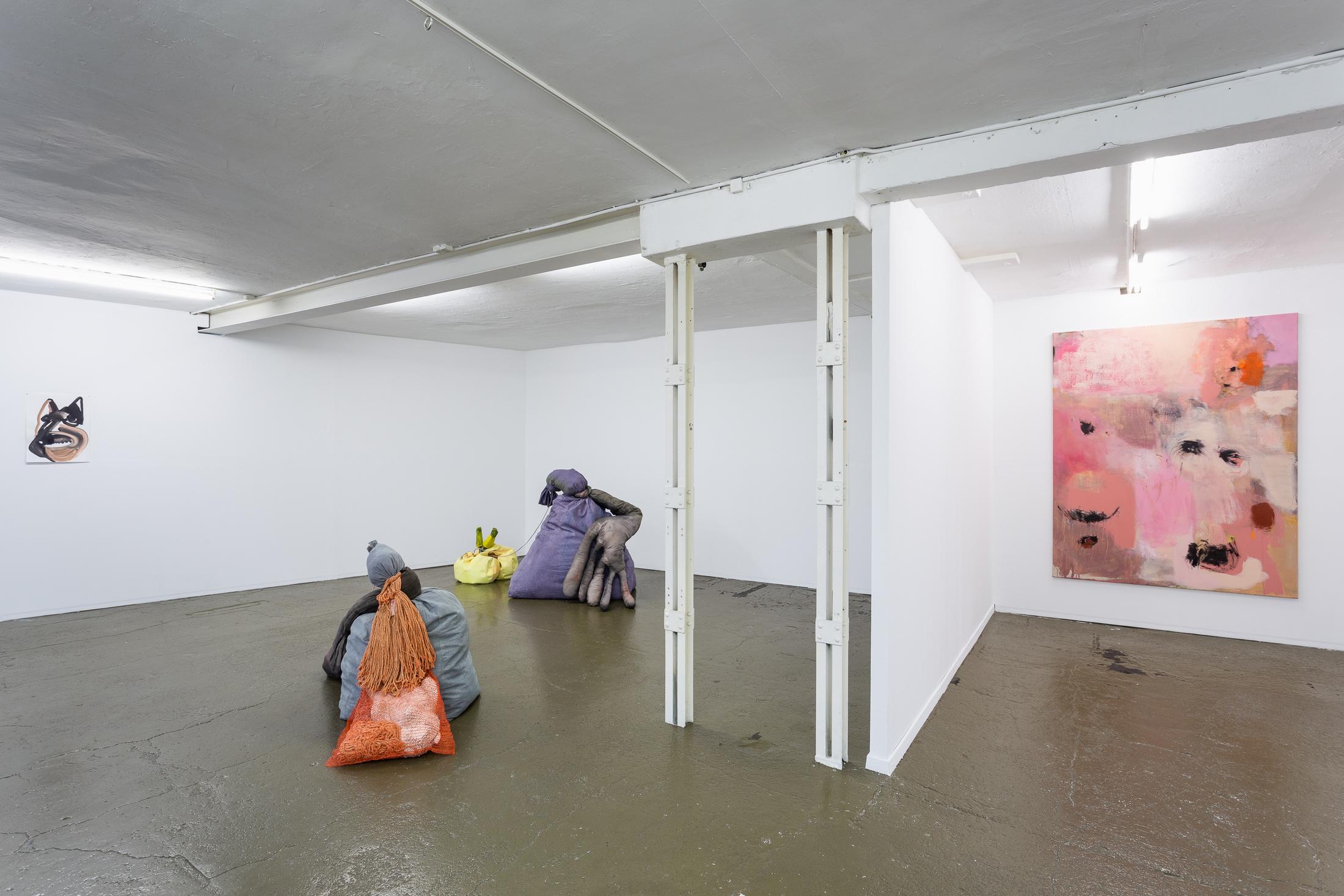 Exhibition View Groupshow «Sarah Margnetti & Megan Rooney» at Last Tango, Zurich / Photo: Kilian Bannwart / Courtesy: the artist and Last Tango