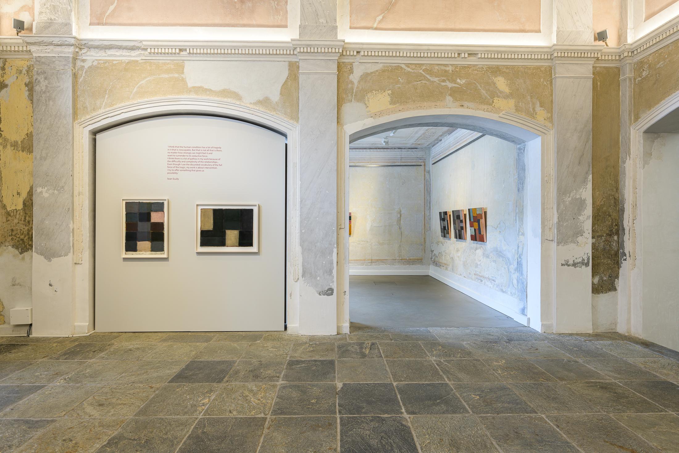 Exhibition View Sean Scully Soloshow «Aeternum» presented by Robilant+Voena at Forum Paracelsus, St. Moritz / © Sean Scully / Photo: Romano Salis / Courtesy: Sean Scully and Robilant+Voena