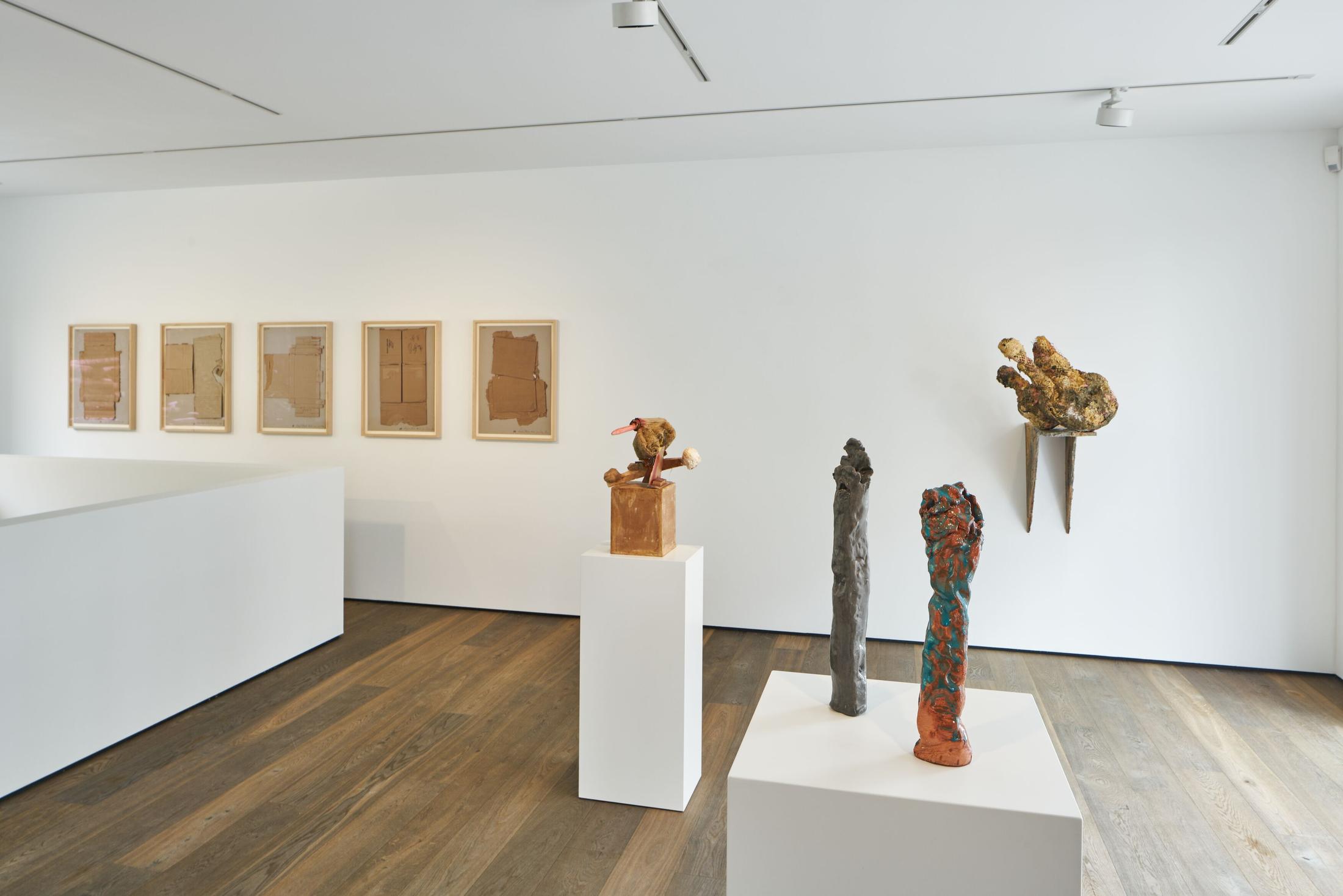 Exhibition View Groupshow «Seeing Touch» at Hauser & Wirth, St. Moritz, 2020 / Photo: Jon Etter / Courtesy: the artists and Hauser & Wirth
