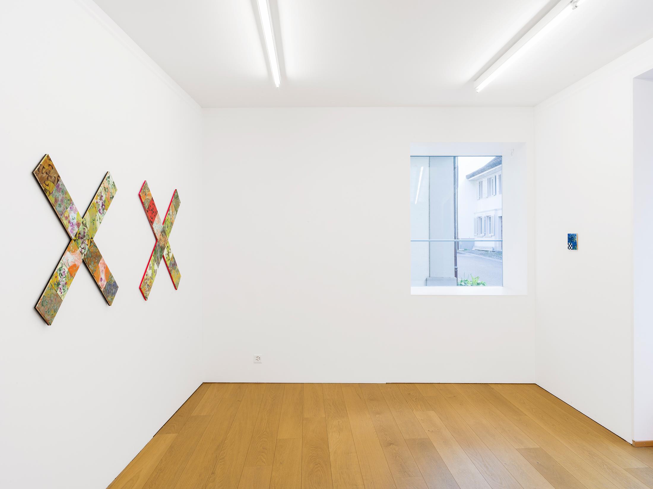 Exhibition View Séverine Heizmann Solo Show «jittering at dusk» at Kirchgasse, Steckborn, 2021 / Photo: CE / Courtesy: the artist and Kirchgasse Gallery