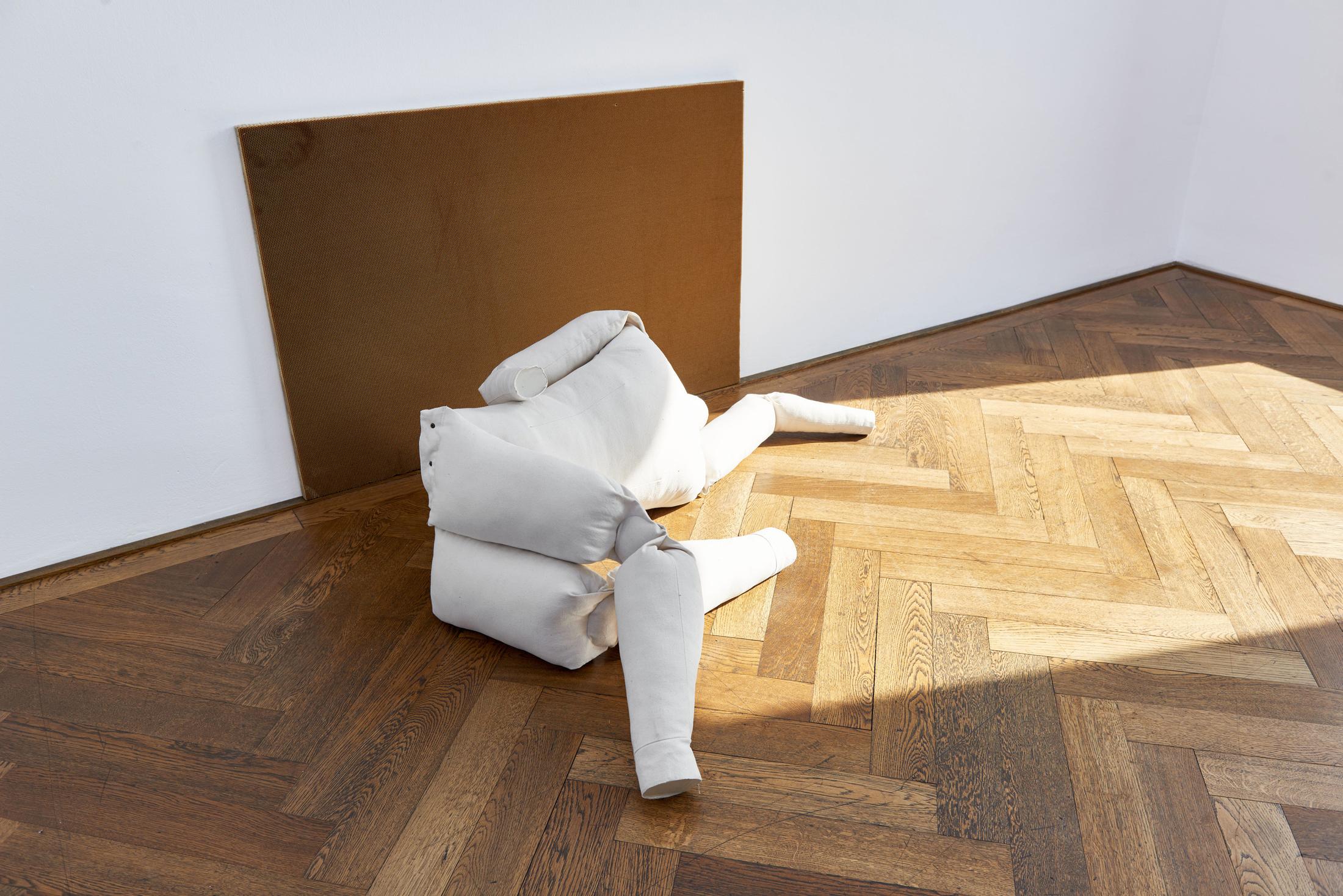 Shahryar Nashat, Installation View, The Cold Horizontals, Kunsthalle Basel, 2017. Photo: Philipp Hänger / Courtesy: the artist, David Kordansky Gallery, Los Angeles and Rodeo Gallery, London