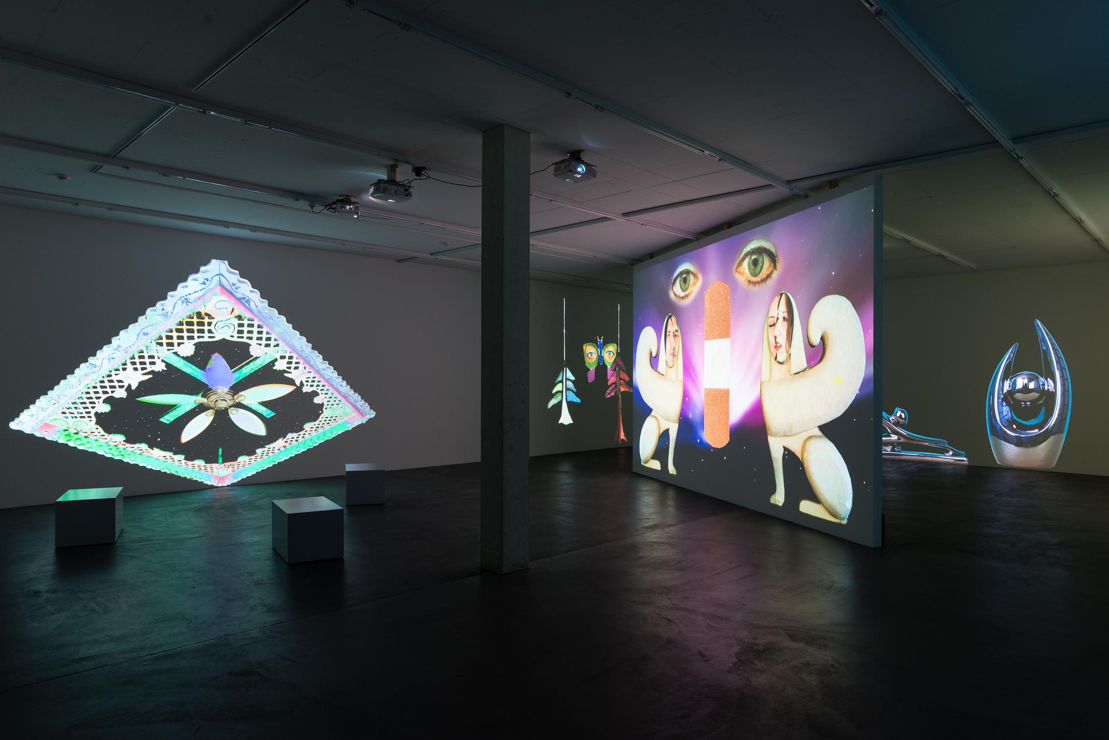 Installation View Shana Moulton «Whispering Pines ∞» at Galerie Gregor Staiger, Zurich, 2018 © / Courtesy the artist & Galerie Gregor Staiger