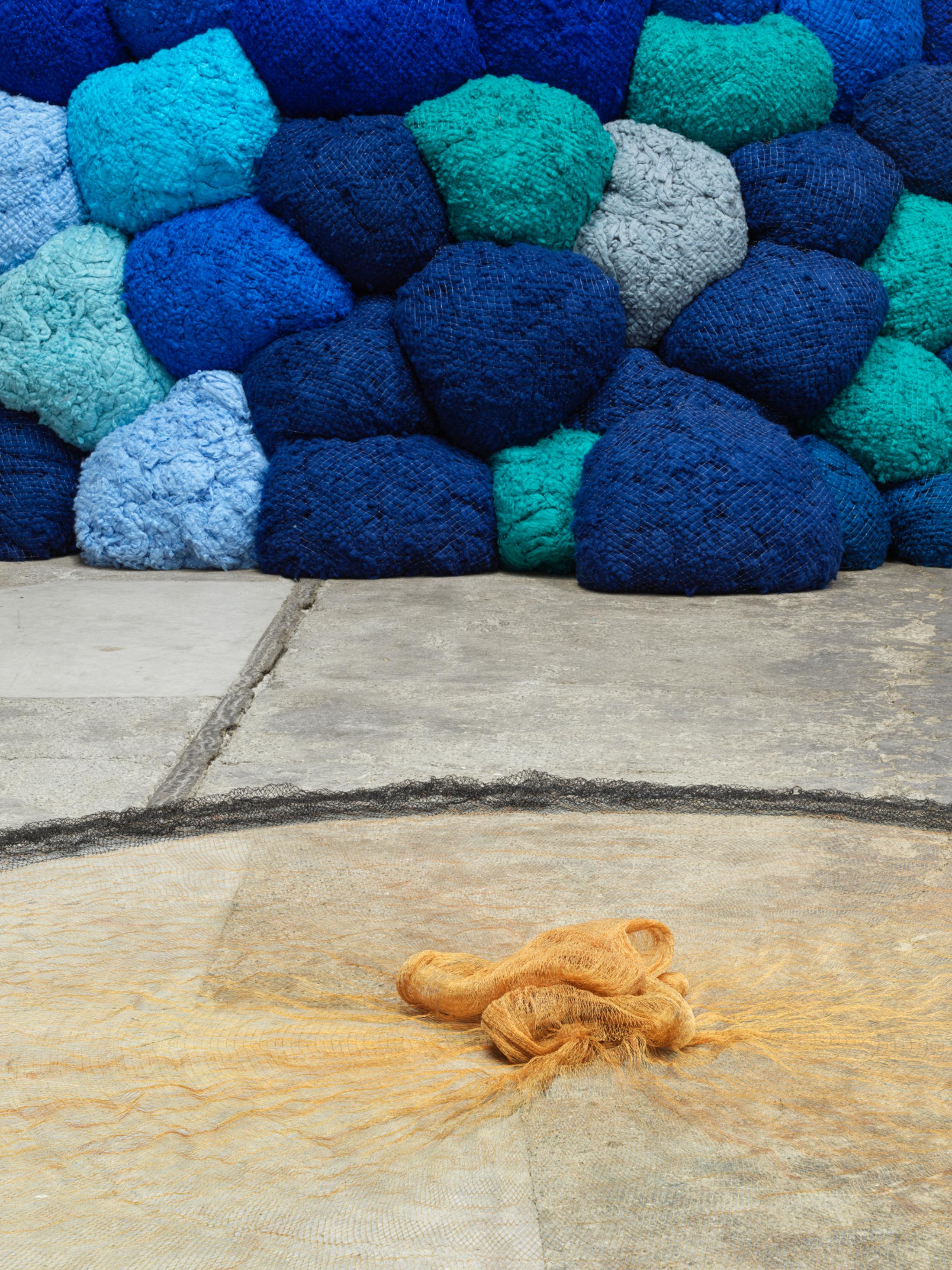 Exhibition View Sheila Hicks Solo Show «a little bit of a lot of things» at Lokremise, St. Gallen, 2023 / Photo: Stefan Altenburger / Courtesy: the artist and Lokremise
