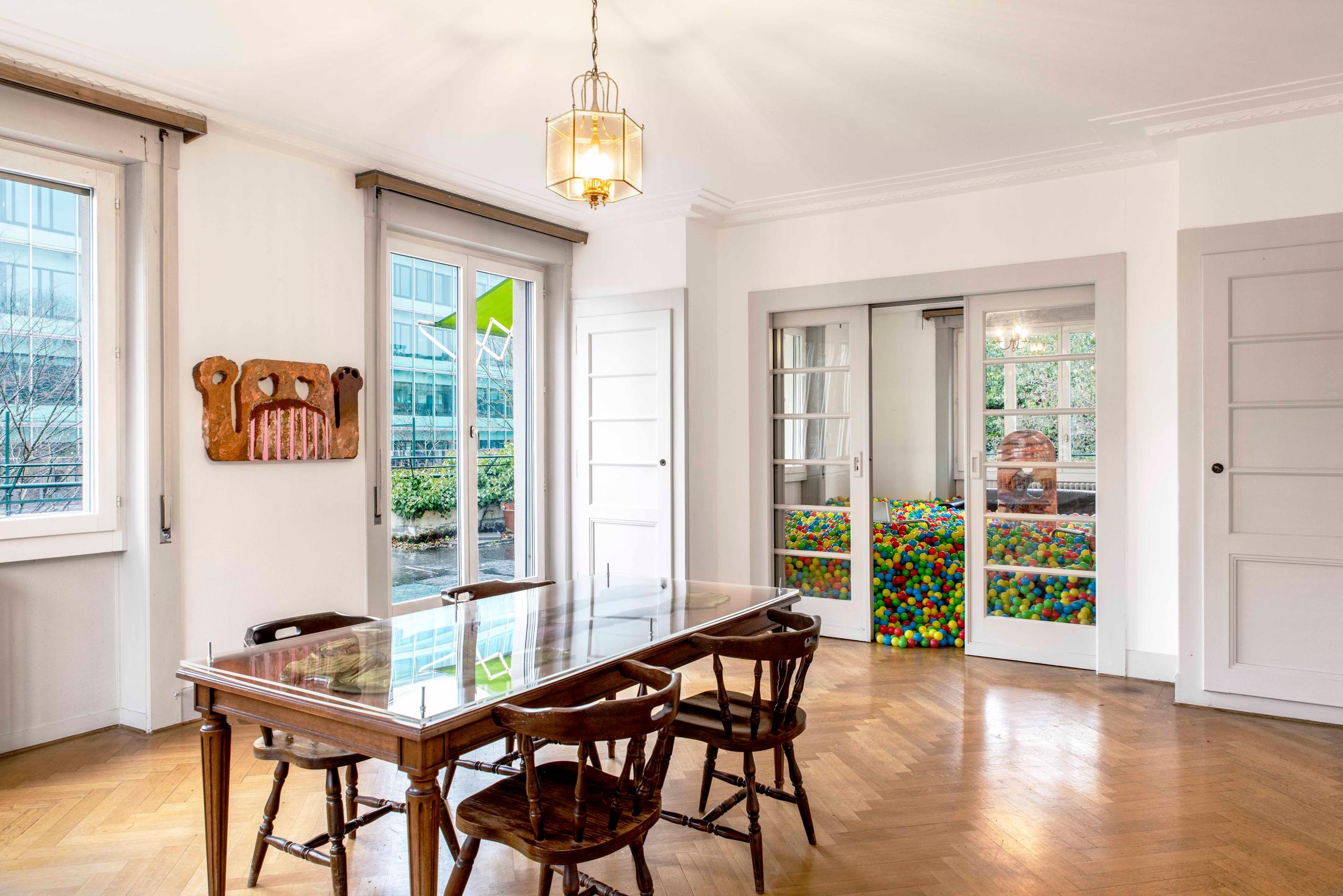 Exhibition View Shuang Li Solo Show «Among Us» at Cherish, Geneva, 2021 / Photo: James Bantone / Courtesy: the artist and Cherish